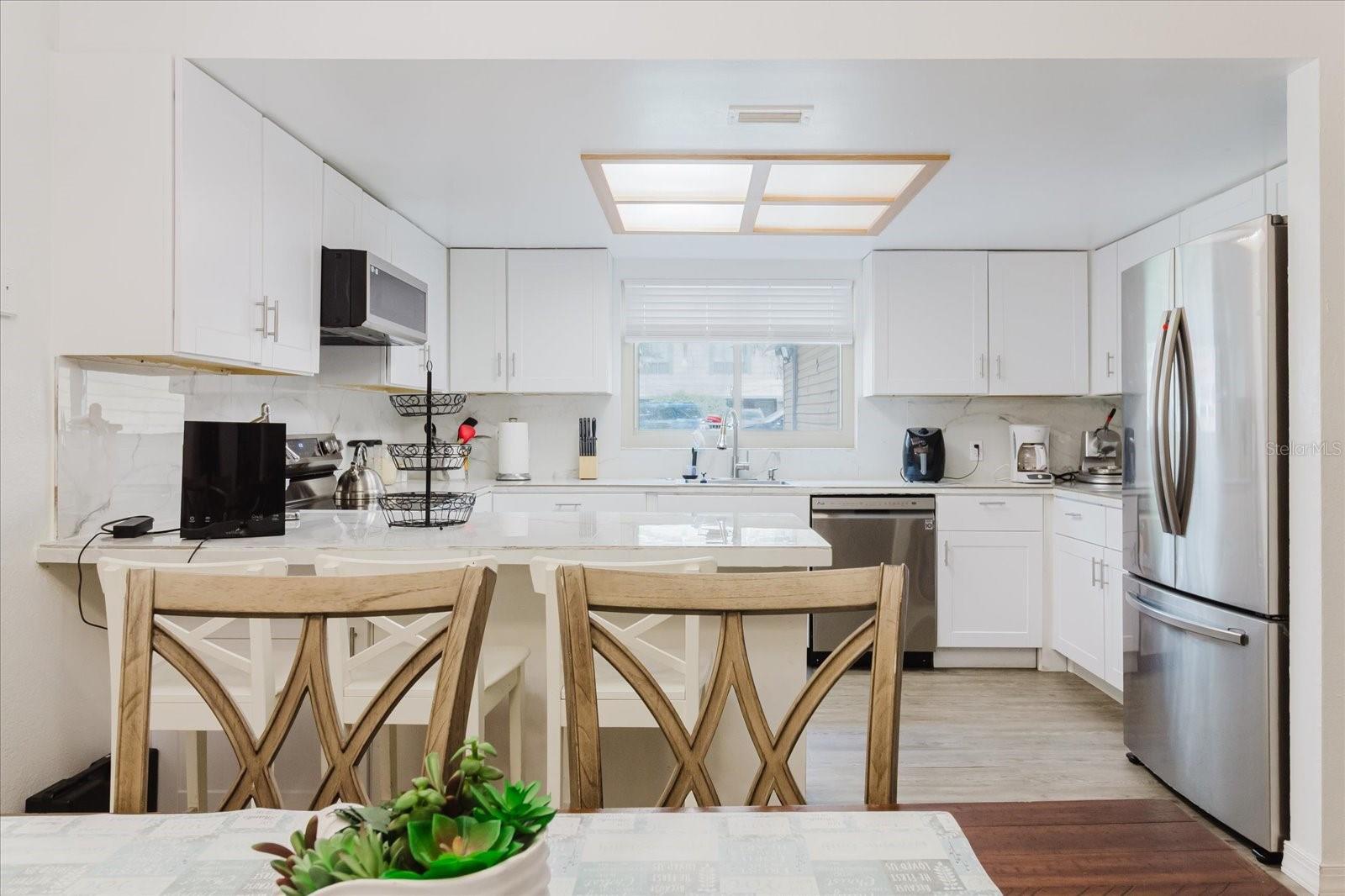 Image 16 of 90 For 1010 Oakhill St