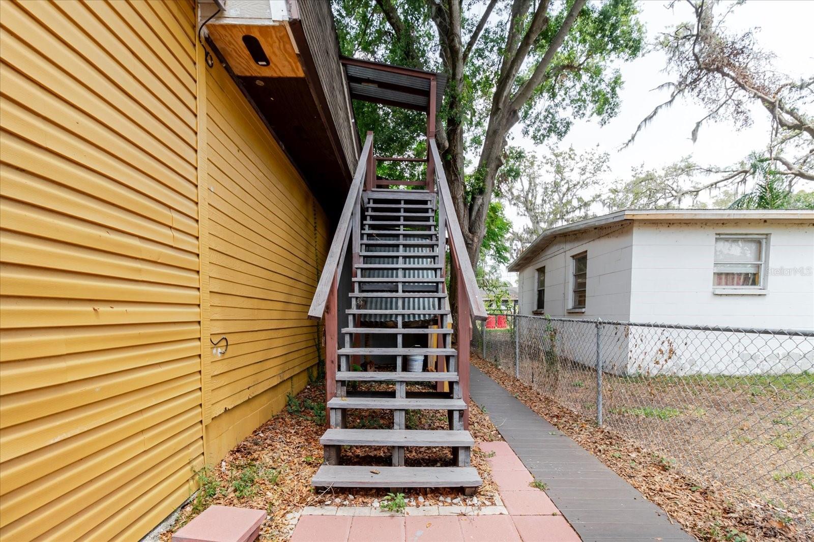 Image 56 of 90 For 1010 Oakhill St