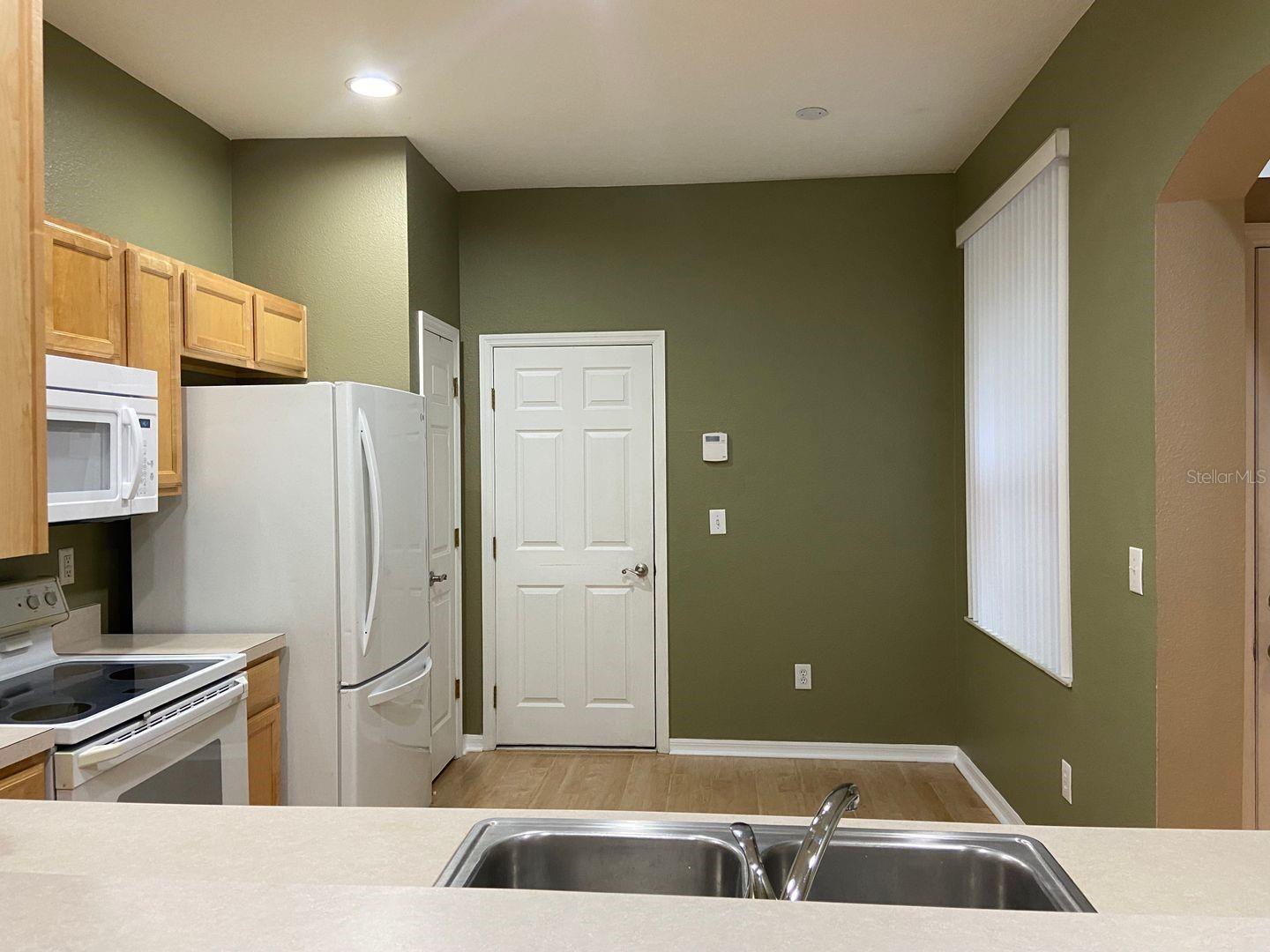 Image 8 of 24 For 11221 Windsor Place Circle