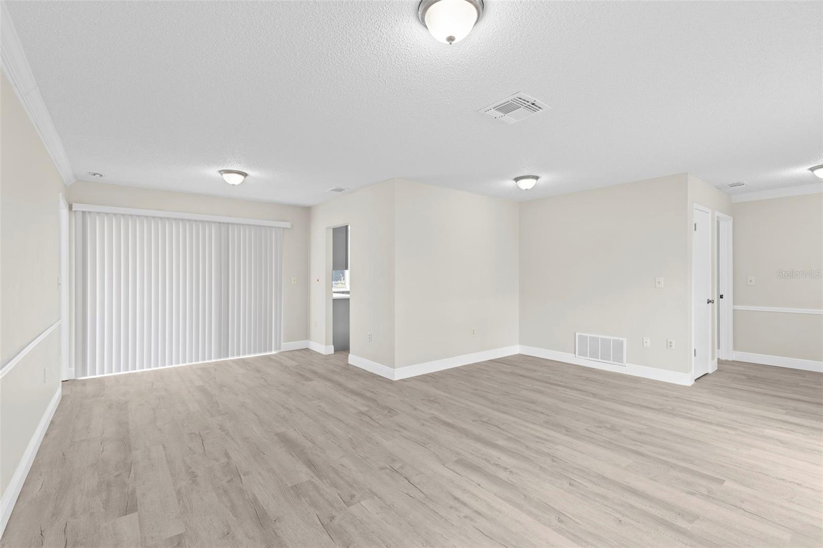 Image 6 of 40 For 13018 Sirius Lane