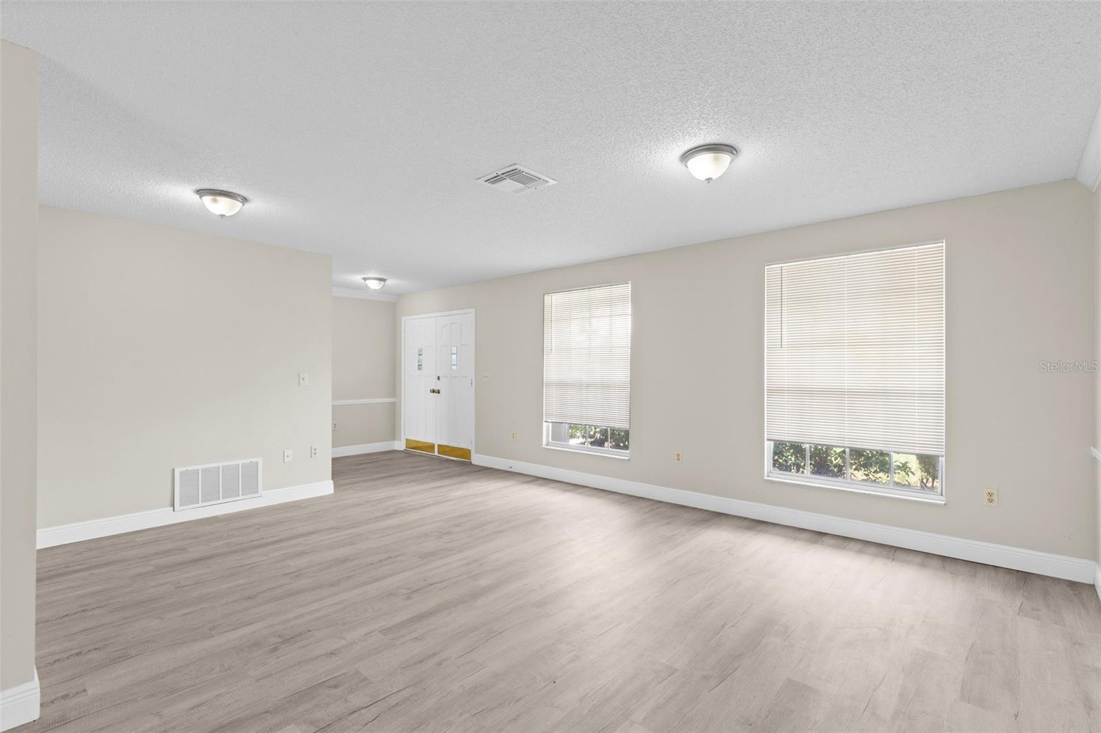 Image 8 of 40 For 13018 Sirius Lane