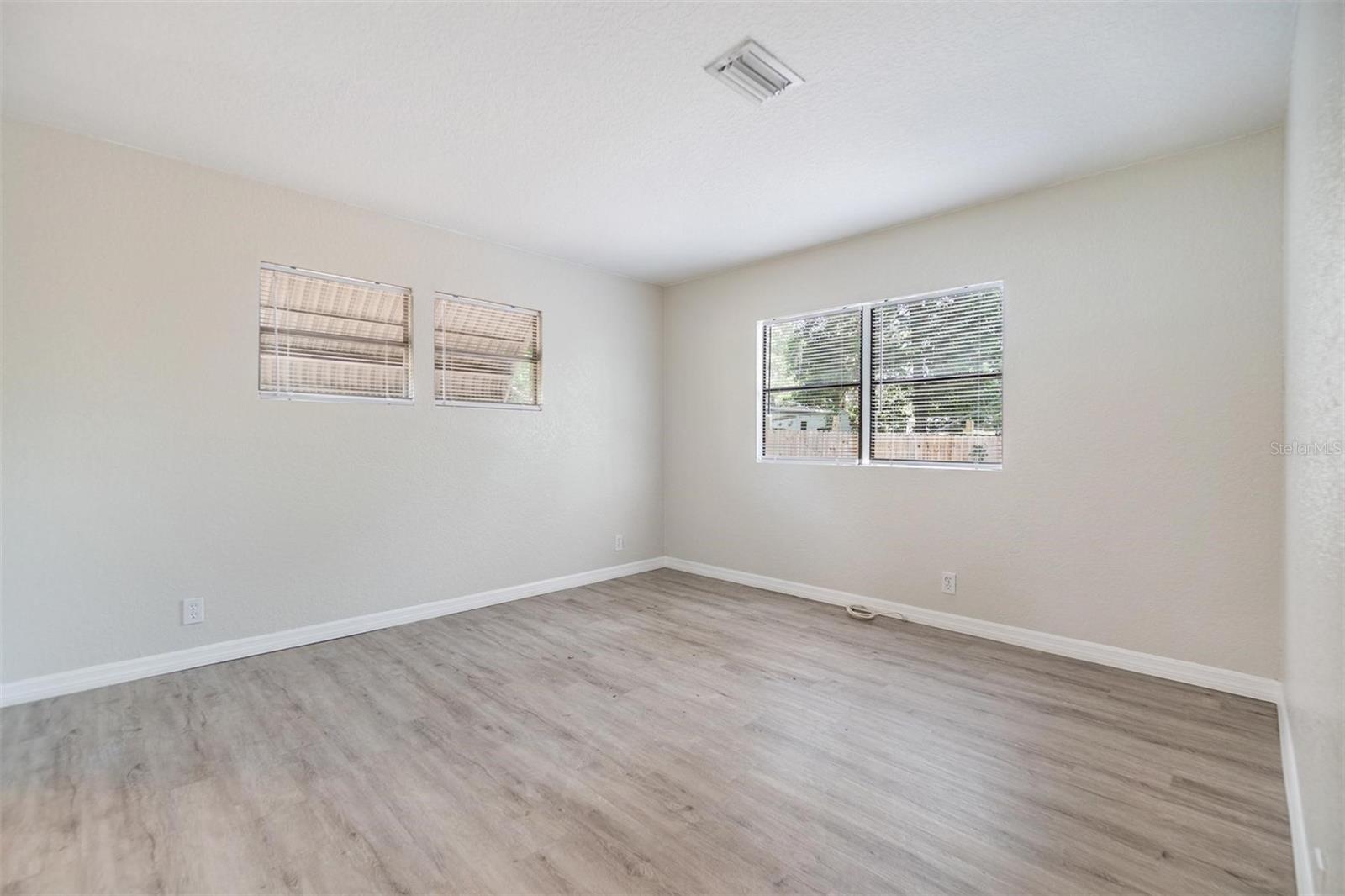 Image 17 of 34 For 6608 Celeste Lane