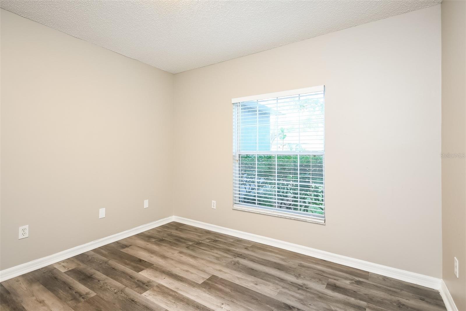 Image 14 of 16 For 2216 Heathwood Circle