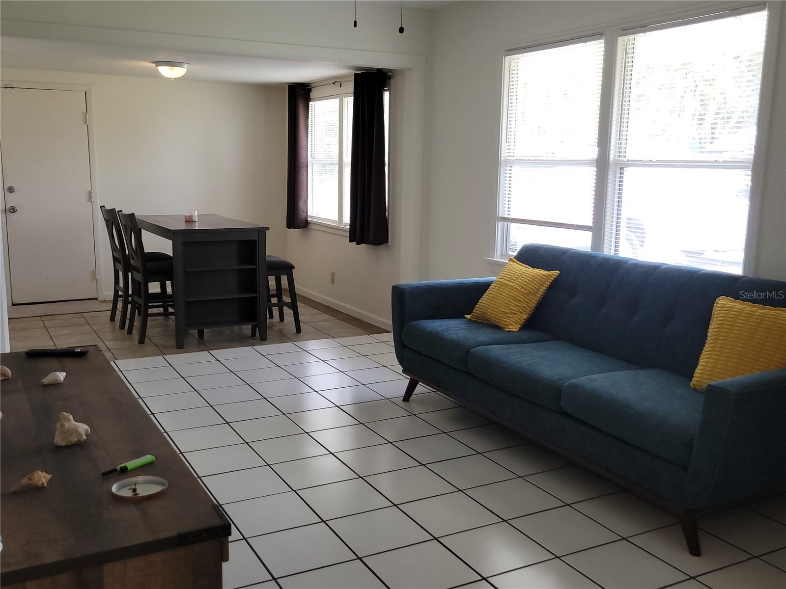 Image 5 of 23 For 2701 47th Avenue N
