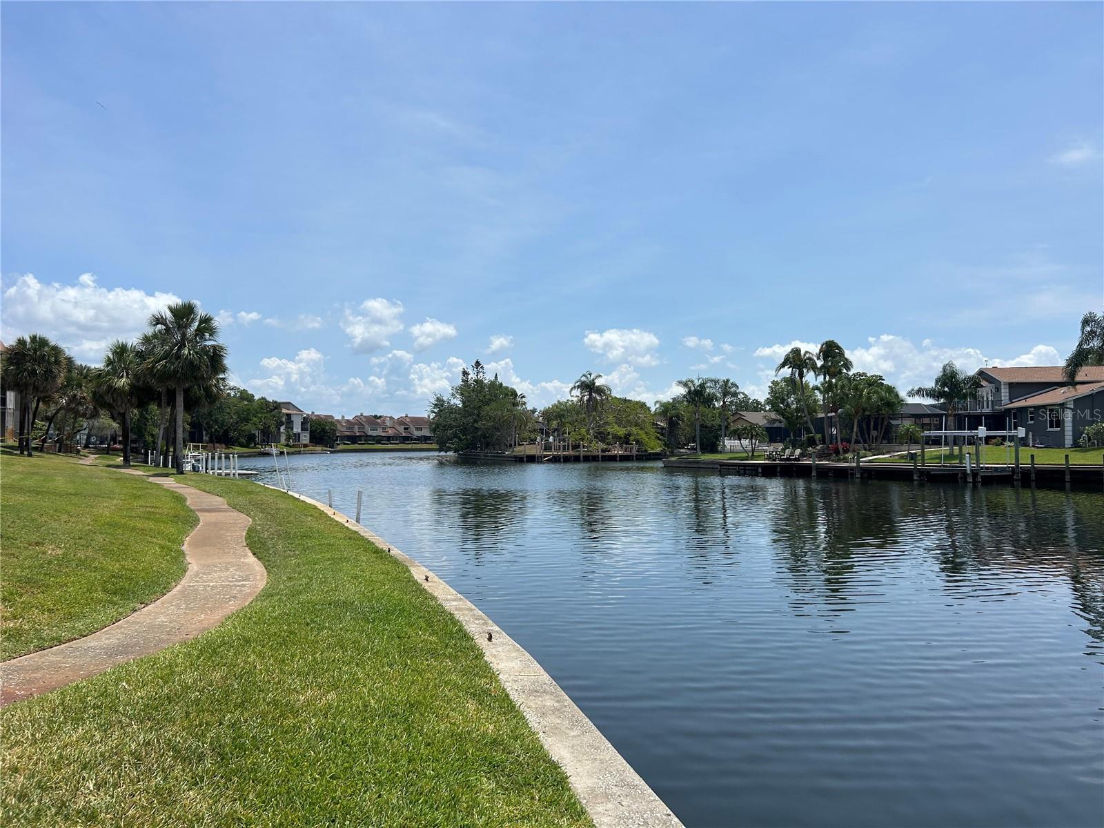 Image 8 of 9 For 6336 Newtown Circle 36b1