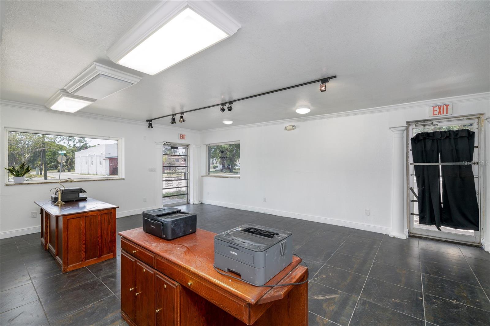 Image 3 of 7 For 1423 18th Ave South