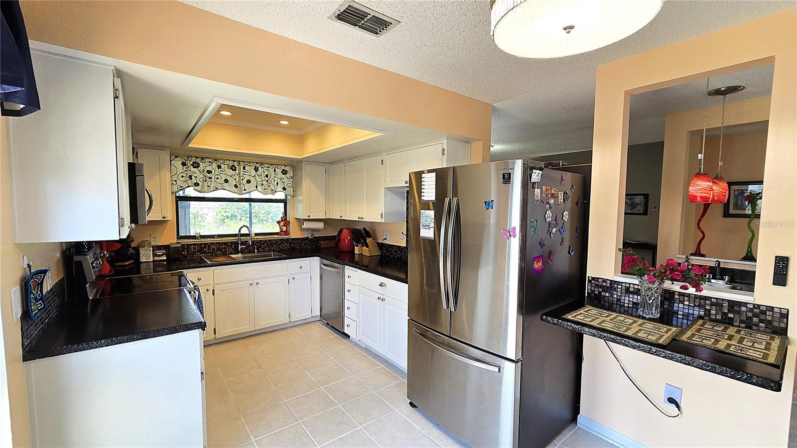Image 20 of 70 For 3907 Orchard Hill Circle