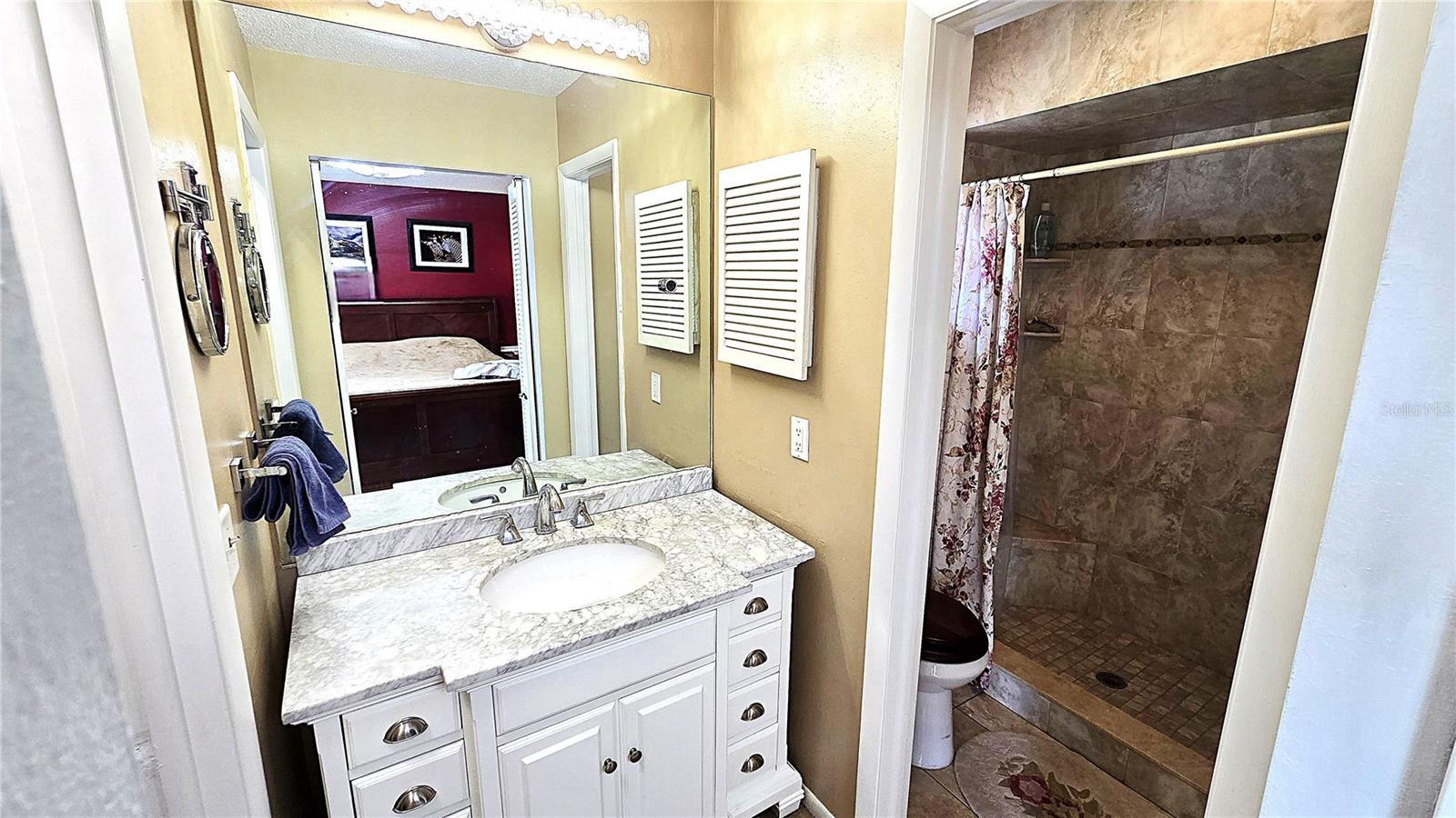 Image 27 of 70 For 3907 Orchard Hill Circle