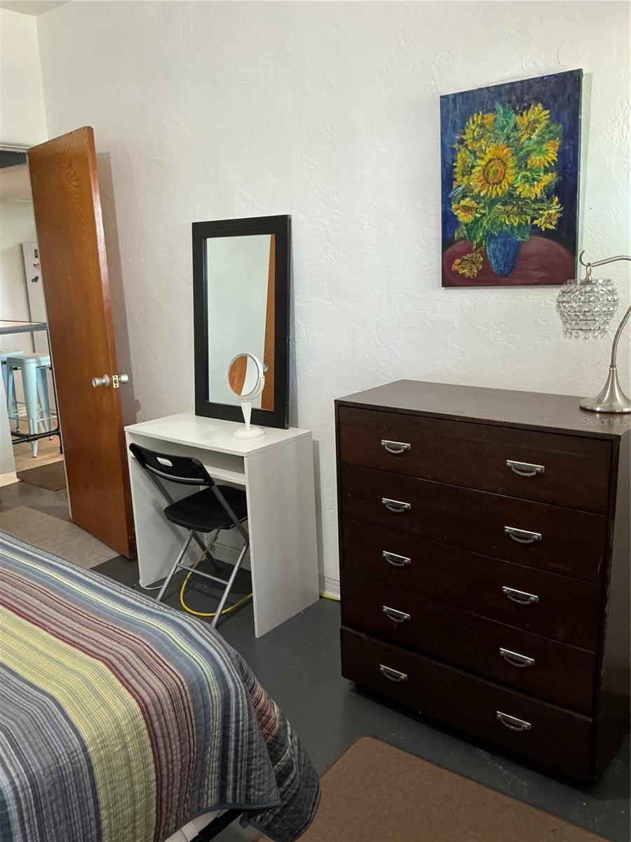 Image 17 of 26 For 4051 58th Street N 241c