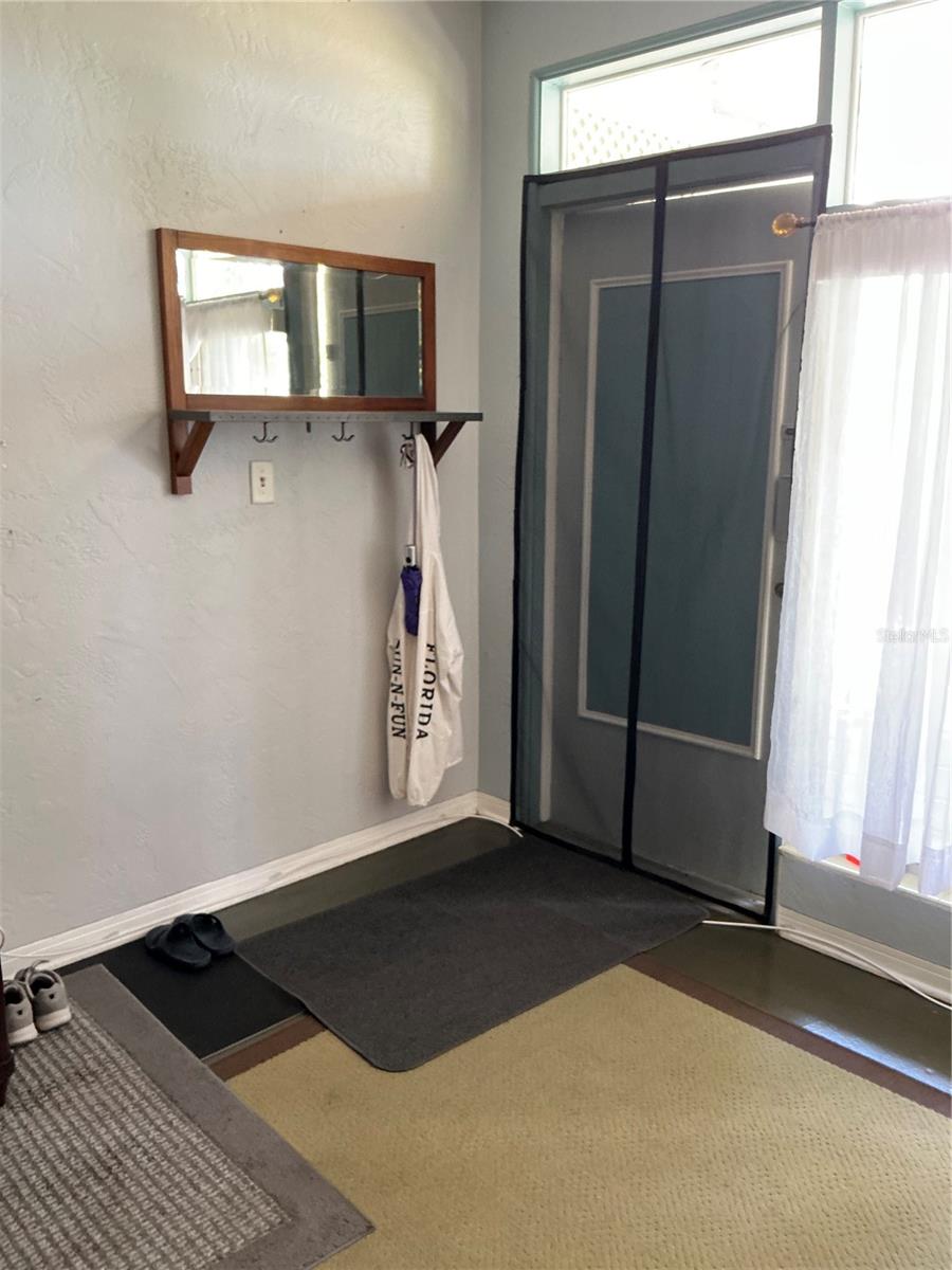 Image 5 of 26 For 4051 58th Street N 241c
