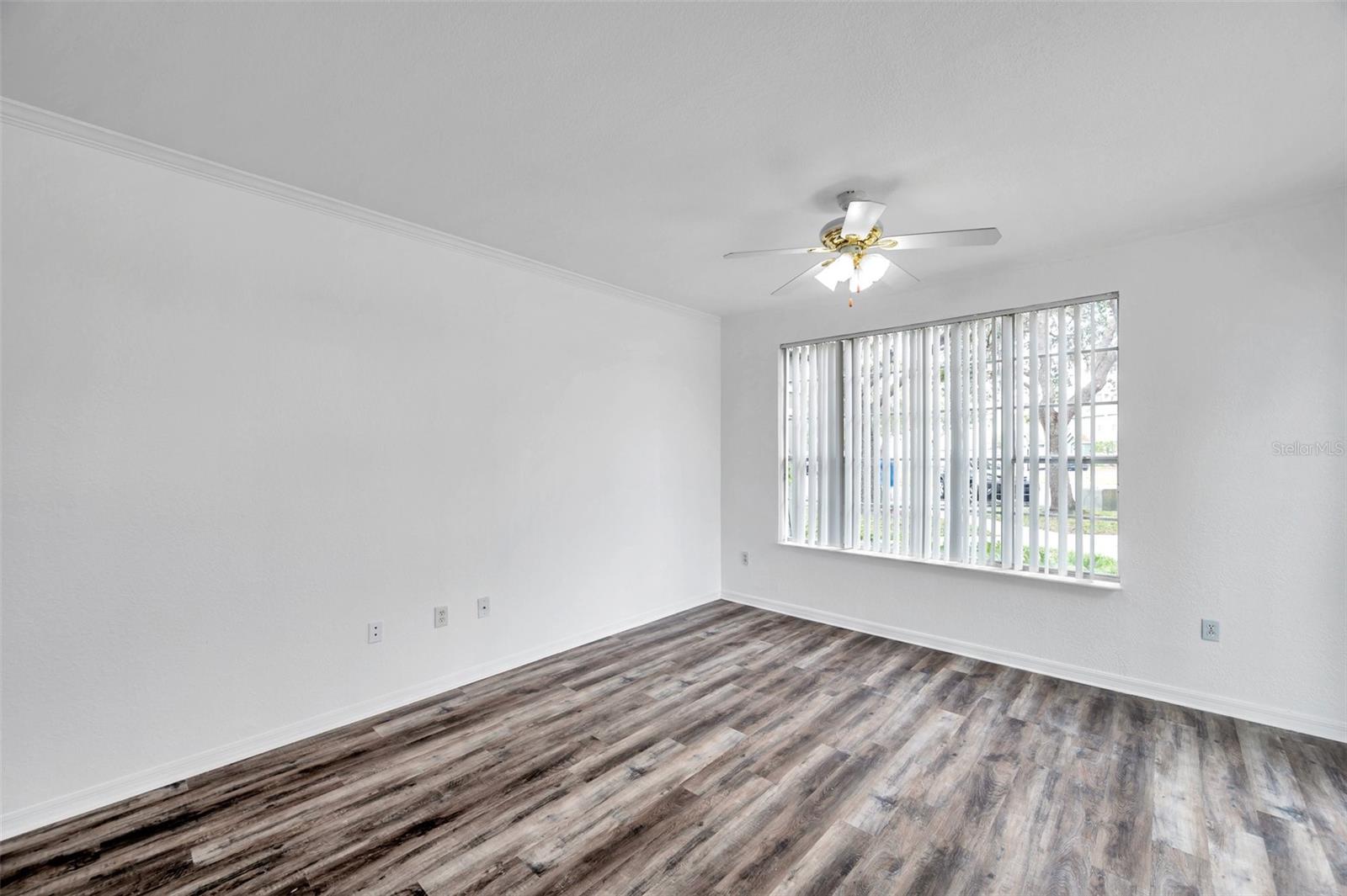 Image 10 of 51 For 9602 Lake Chase Island Way 9602