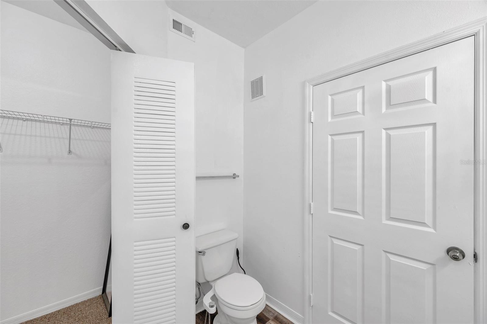 Image 37 of 51 For 9602 Lake Chase Island Way 9602