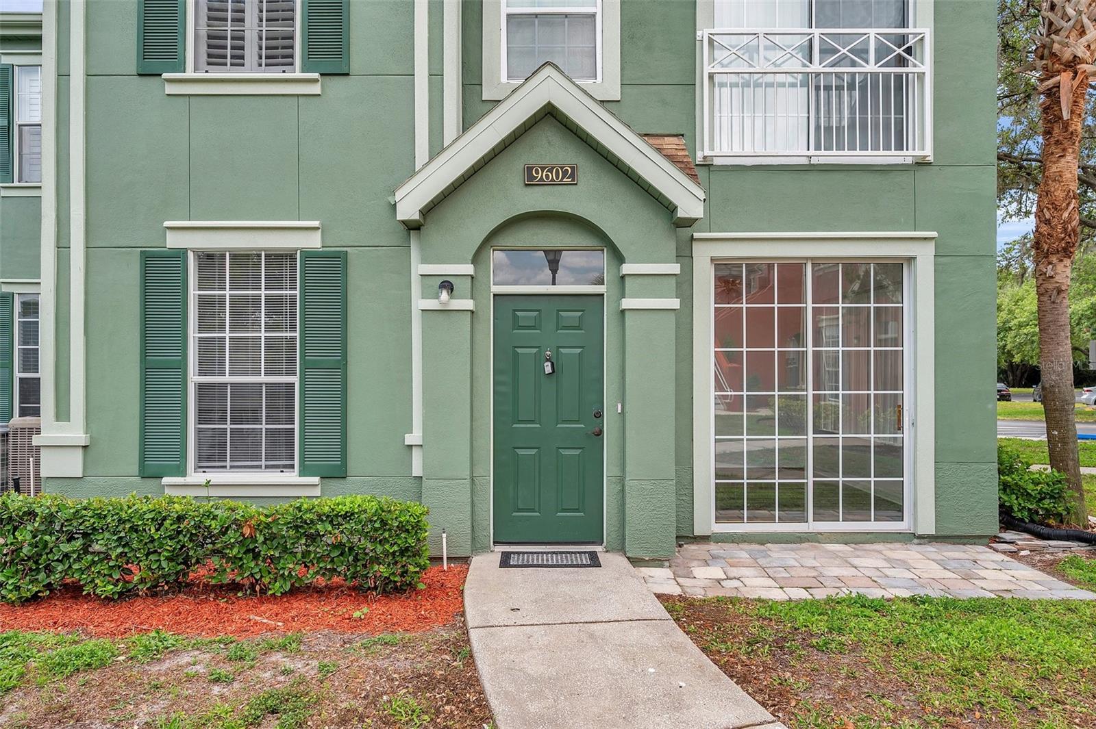 Image 4 of 51 For 9602 Lake Chase Island Way 9602