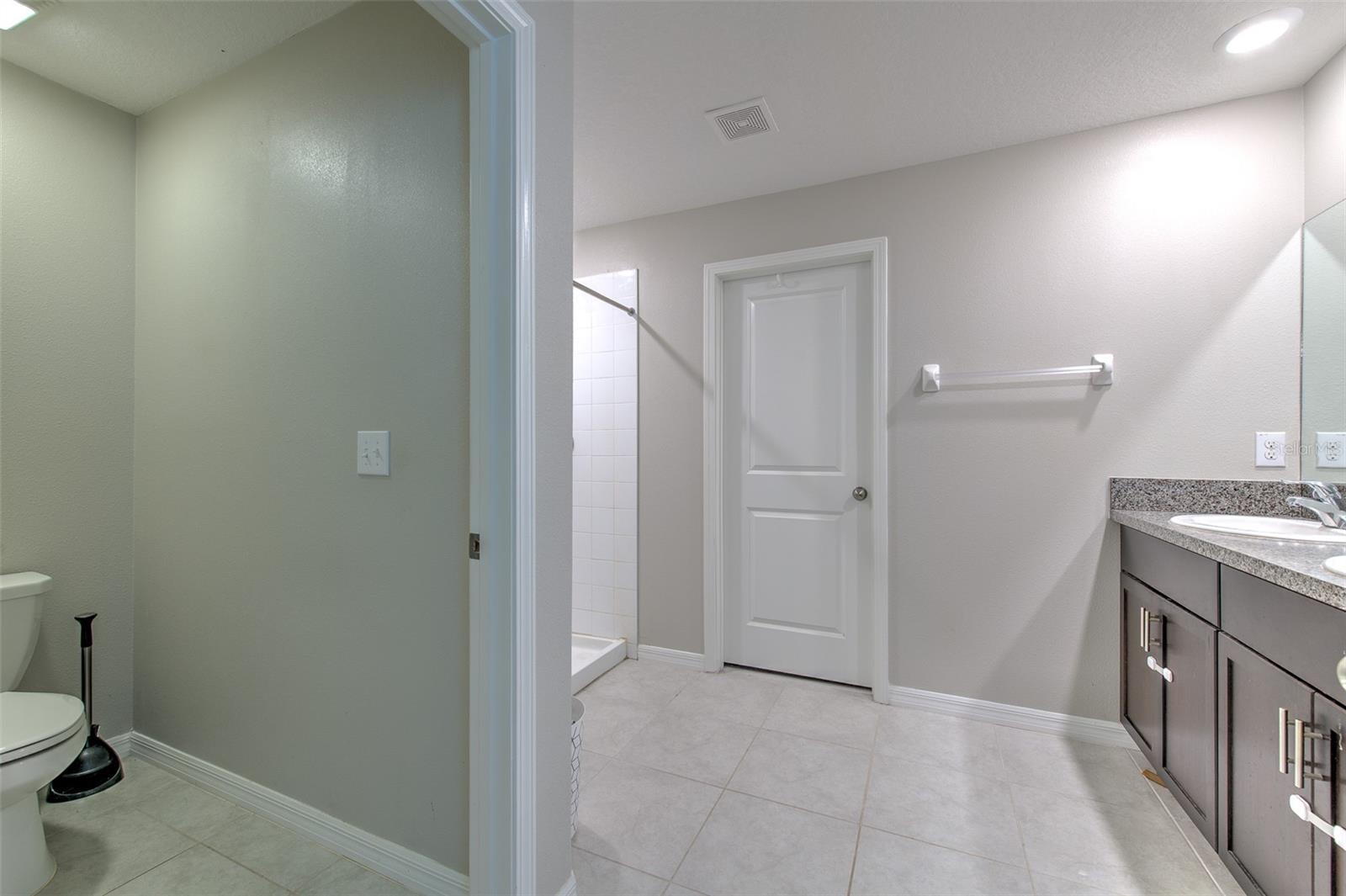 Image 22 of 37 For 10210 White Linen Avenue