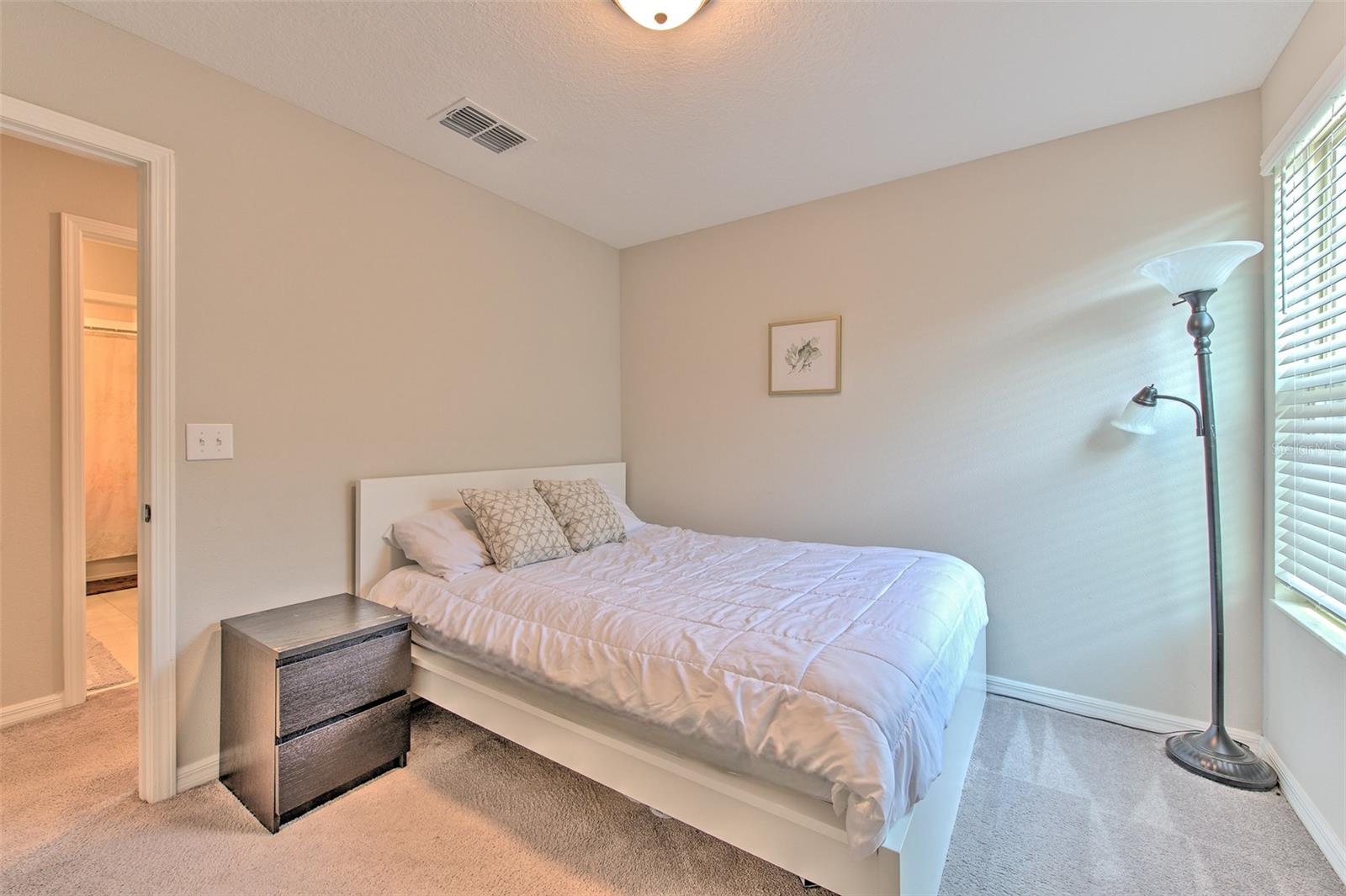 Image 24 of 37 For 10210 White Linen Avenue