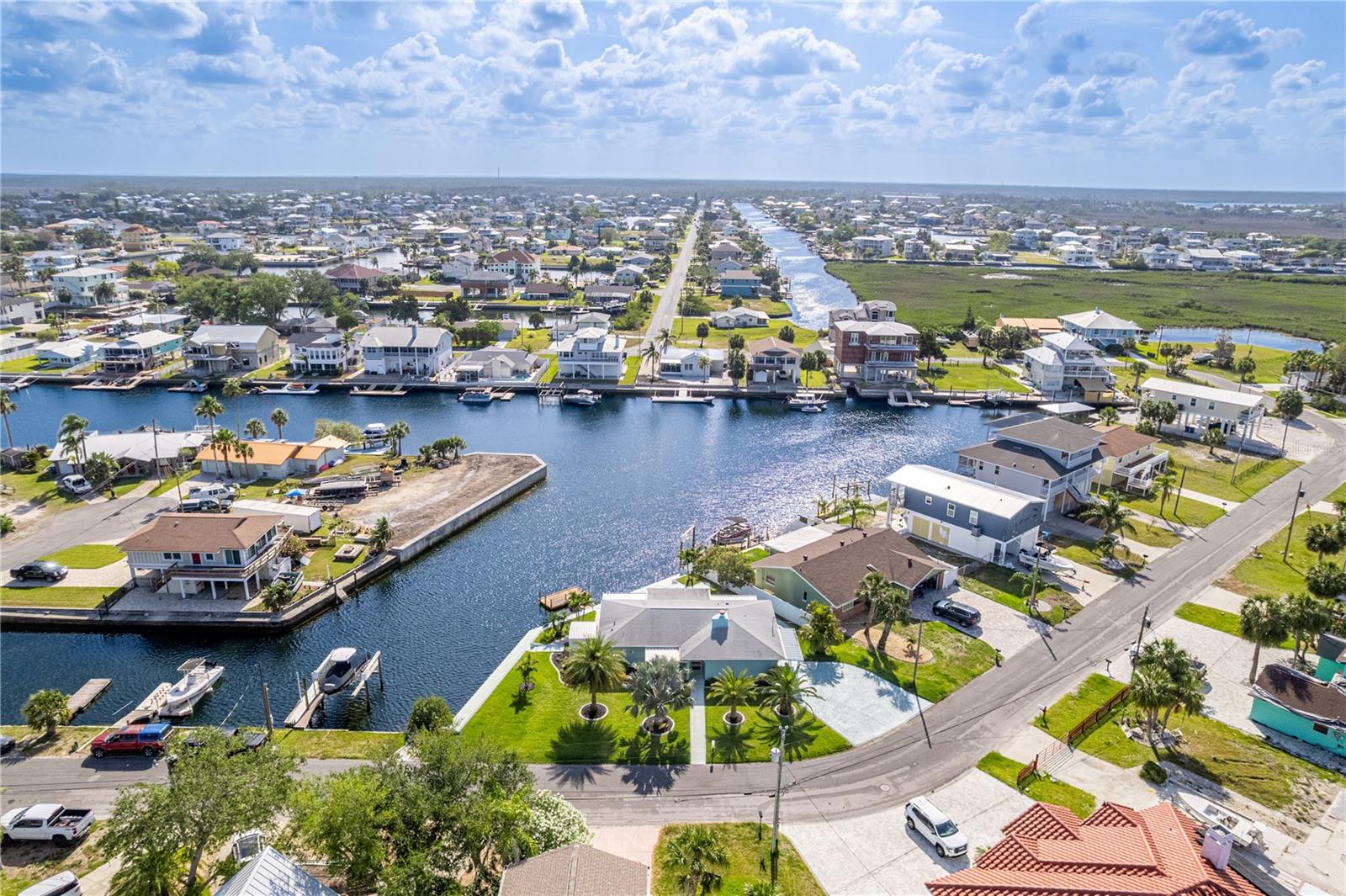 Listing photo id 16 for 3181 Gulf Winds Circle