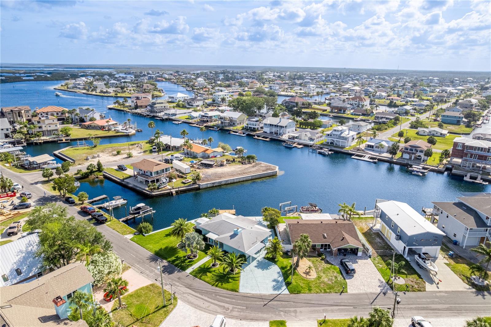 Listing photo id 17 for 3181 Gulf Winds Circle