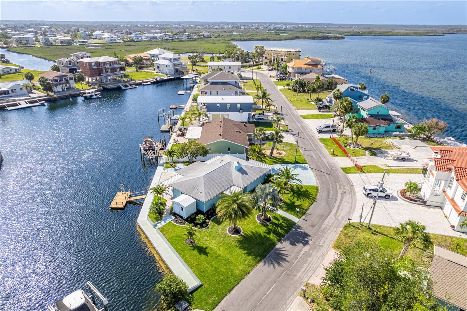 Listing photo id 6 for 3181 Gulf Winds Circle