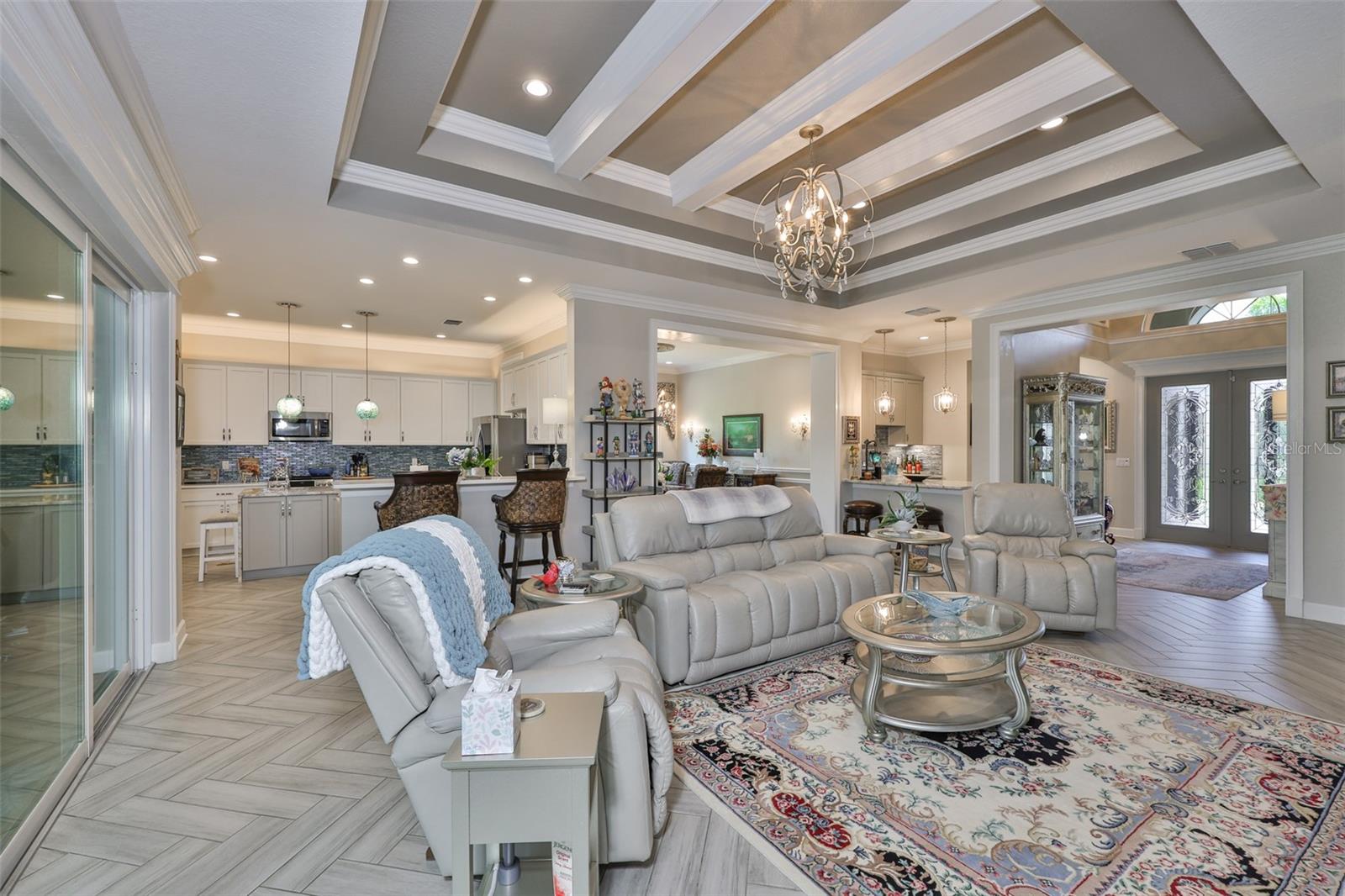 Image 12 of 66 For 15303 Valencia Del Sol Street