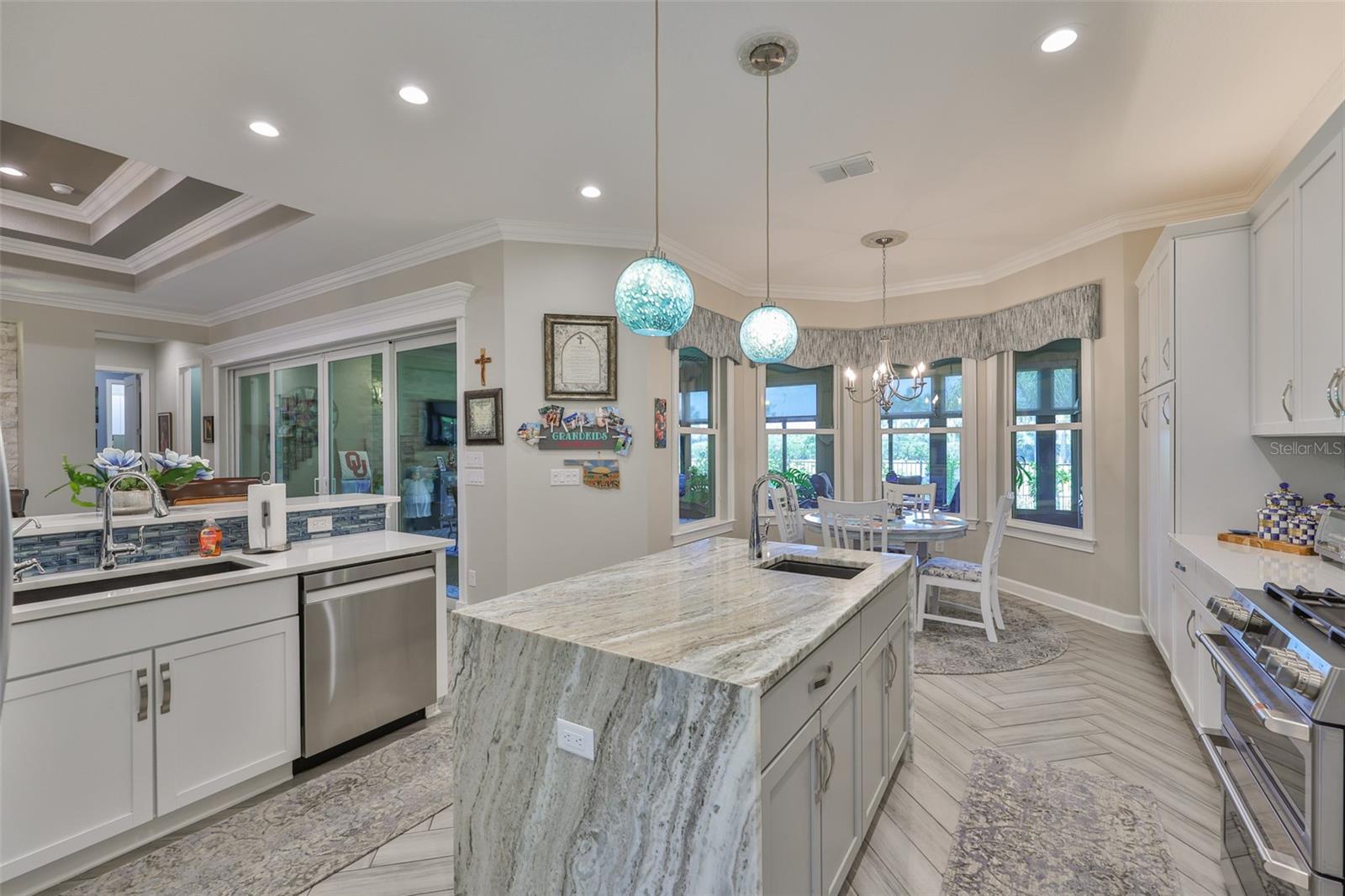 Image 24 of 66 For 15303 Valencia Del Sol Street