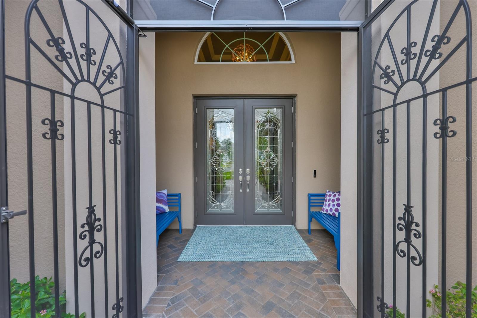 Image 3 of 66 For 15303 Valencia Del Sol Street