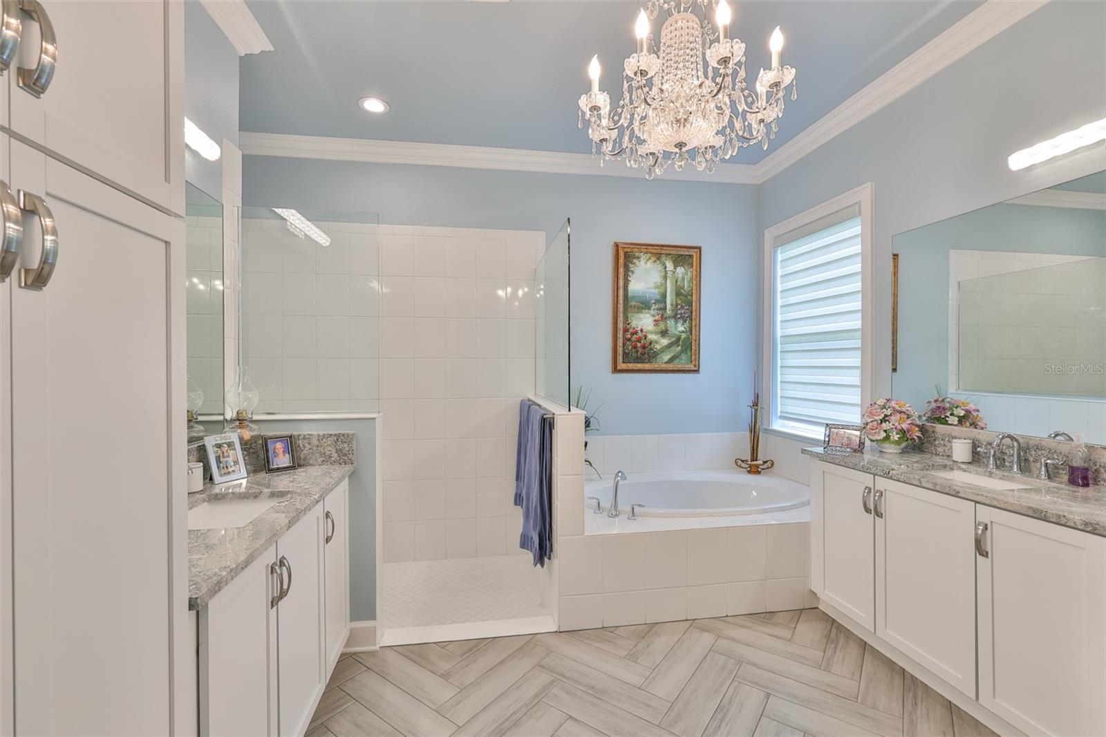 Image 30 of 66 For 15303 Valencia Del Sol Street