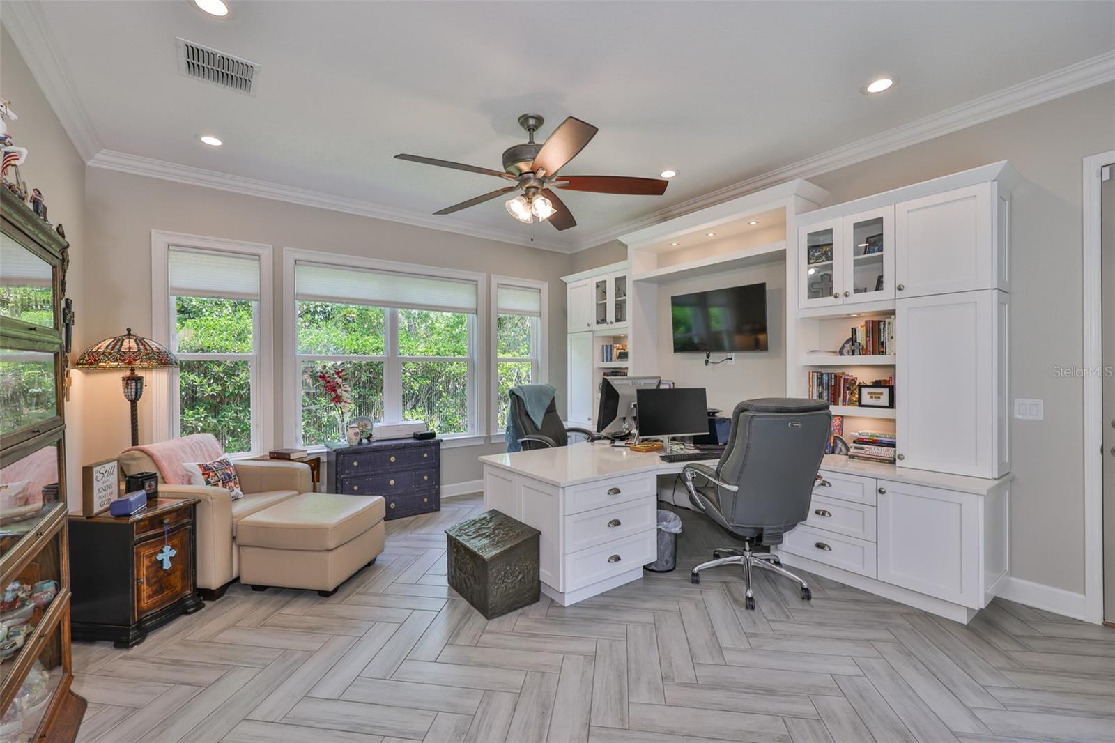 Image 34 of 66 For 15303 Valencia Del Sol Street