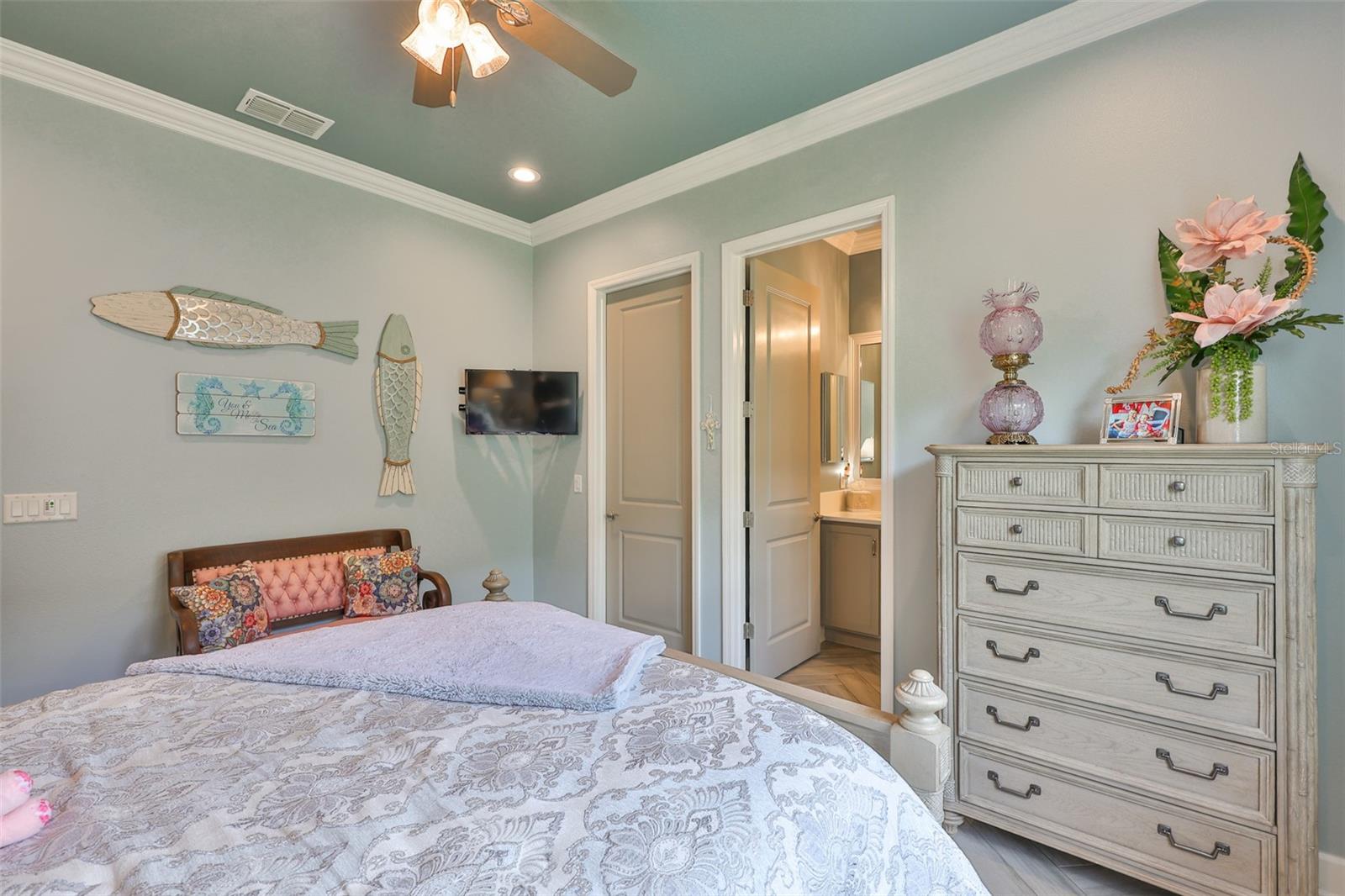 Image 44 of 66 For 15303 Valencia Del Sol Street