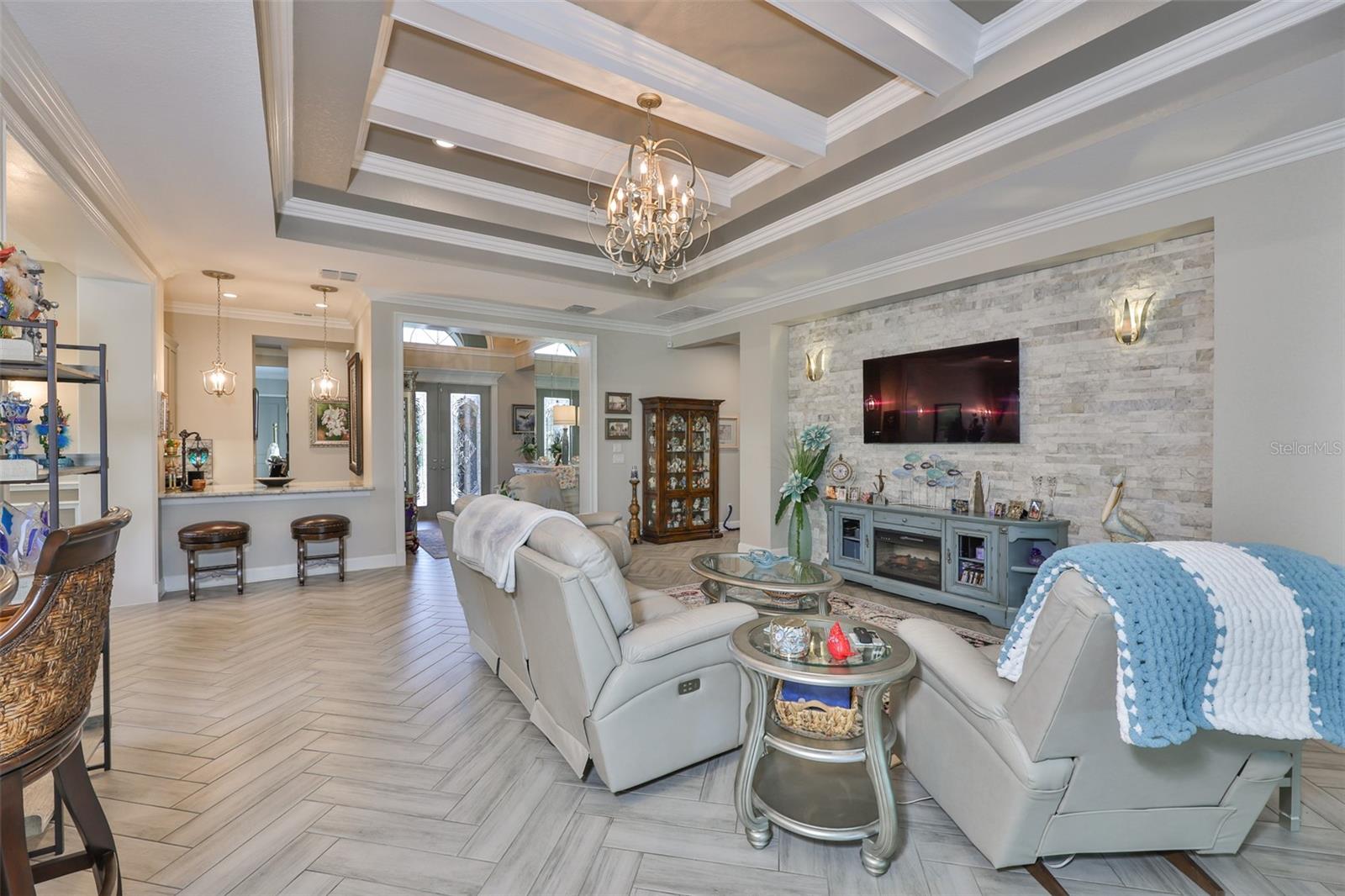 Image 7 of 66 For 15303 Valencia Del Sol Street