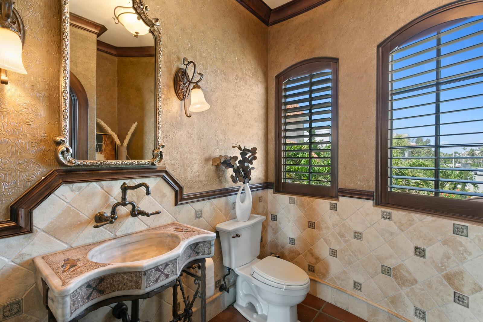 Listing photo id 25 for 100 Sands Point Drive