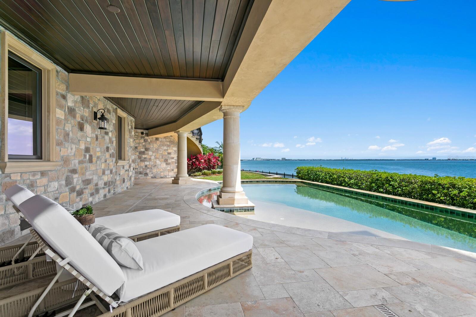 Listing photo id 56 for 100 Sands Point Drive