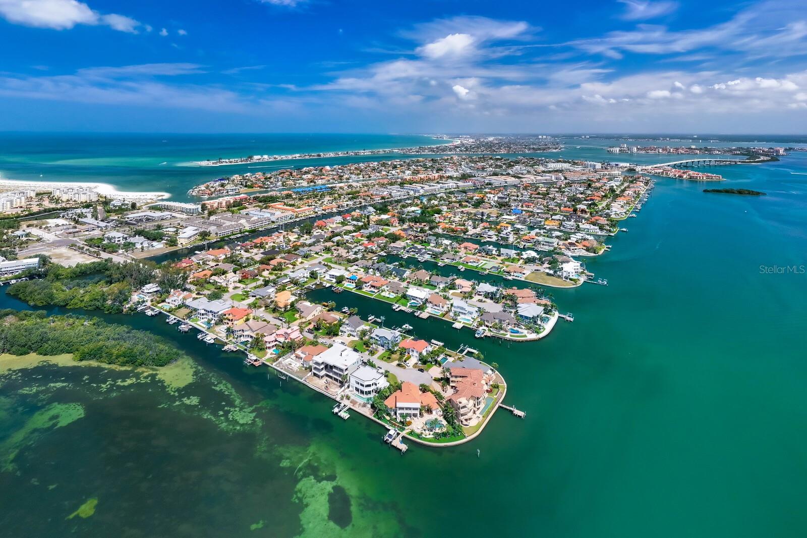 Listing photo id 62 for 100 Sands Point Drive