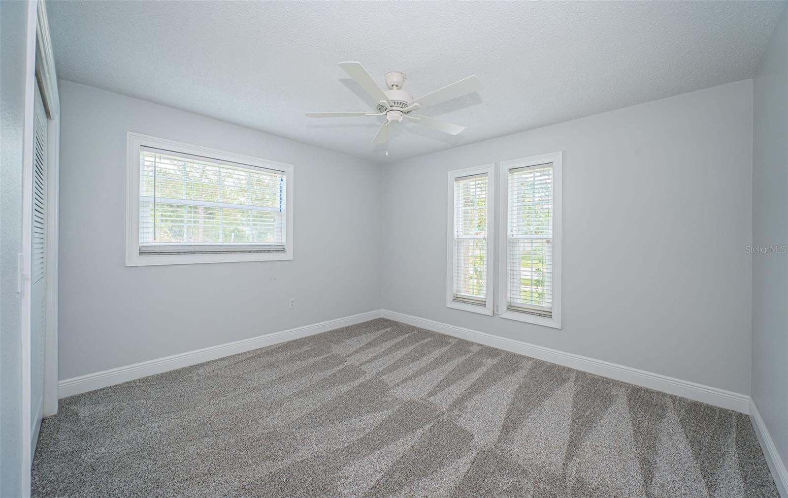 Image 43 of 82 For 1402 Oleander Drive