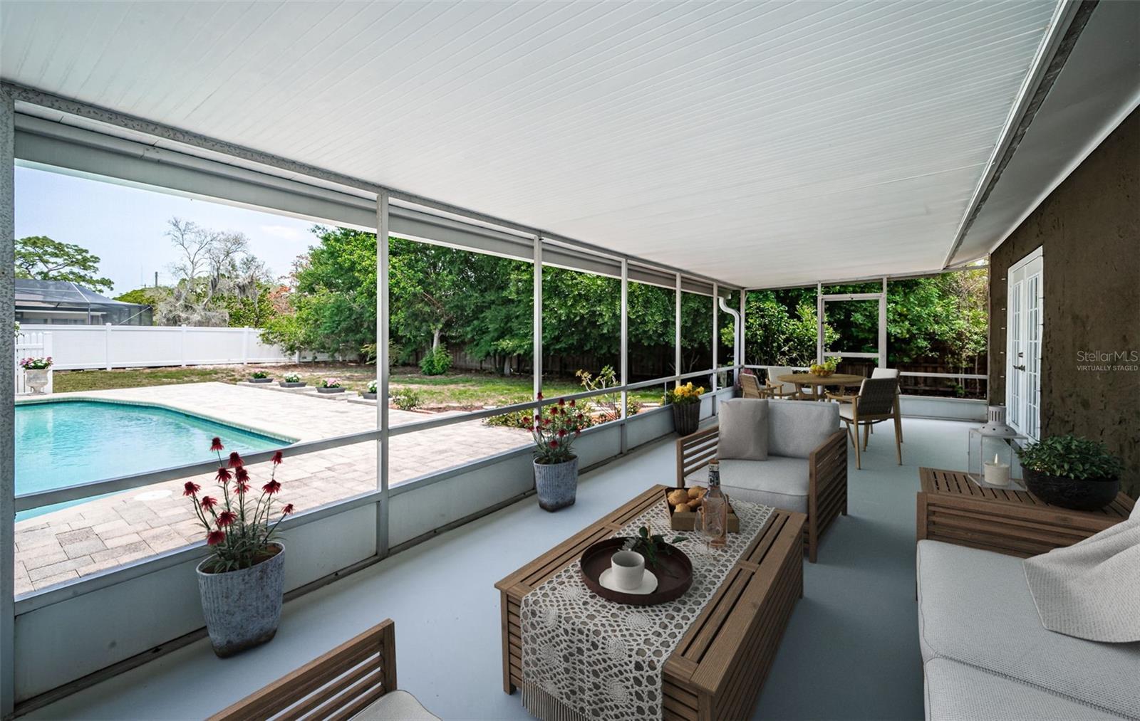 Image 48 of 82 For 1402 Oleander Drive