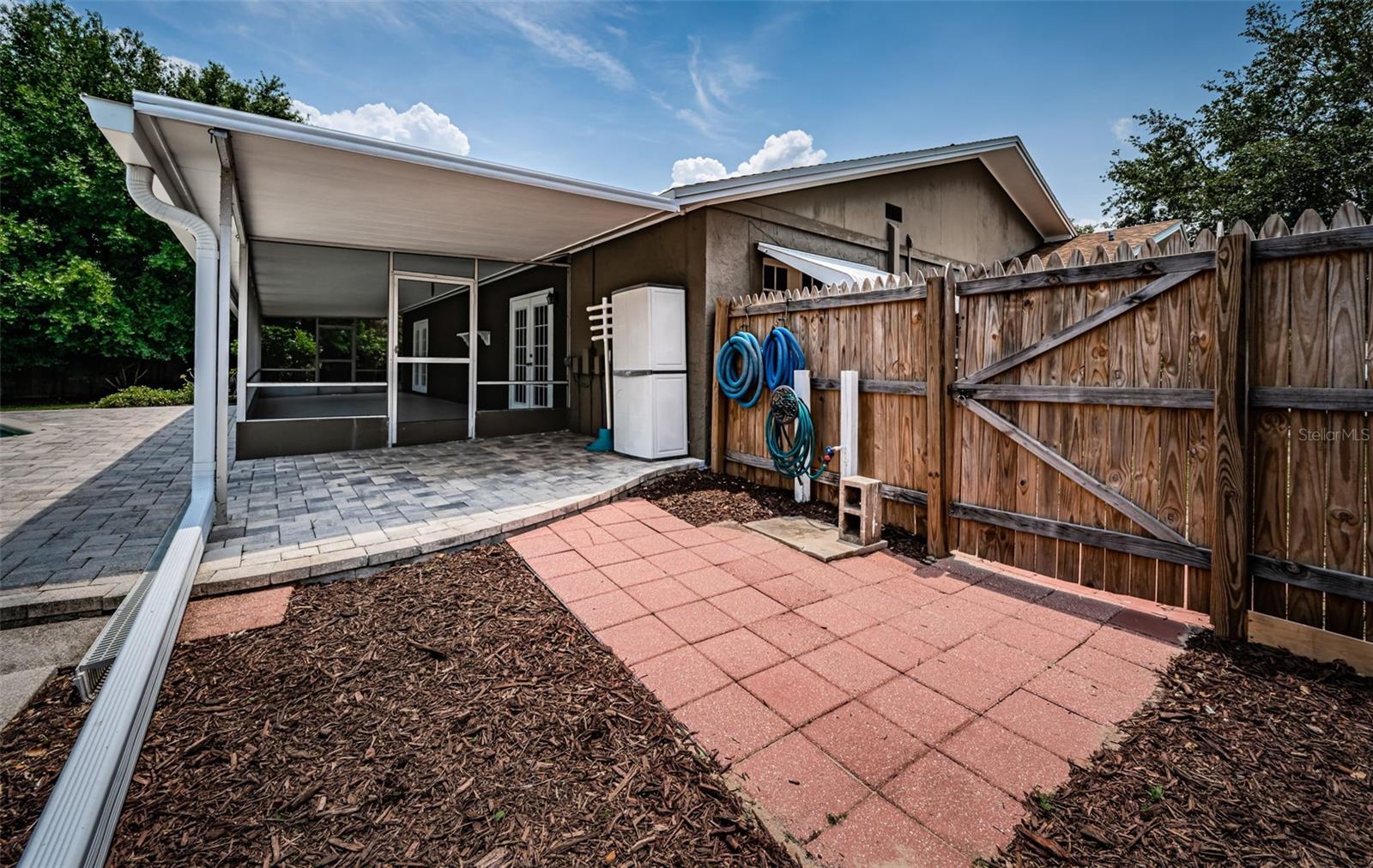 Image 52 of 82 For 1402 Oleander Drive