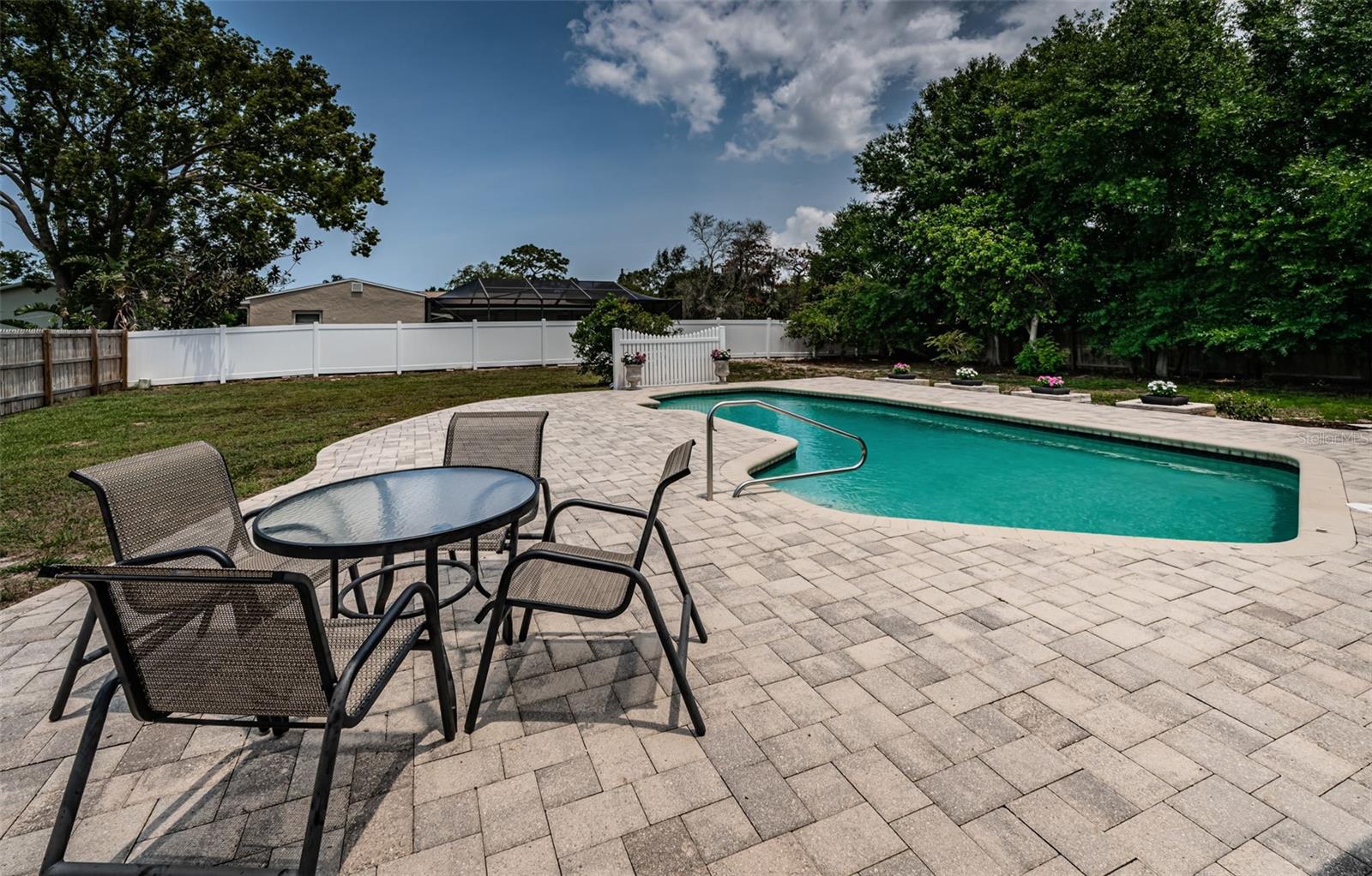Image 55 of 82 For 1402 Oleander Drive