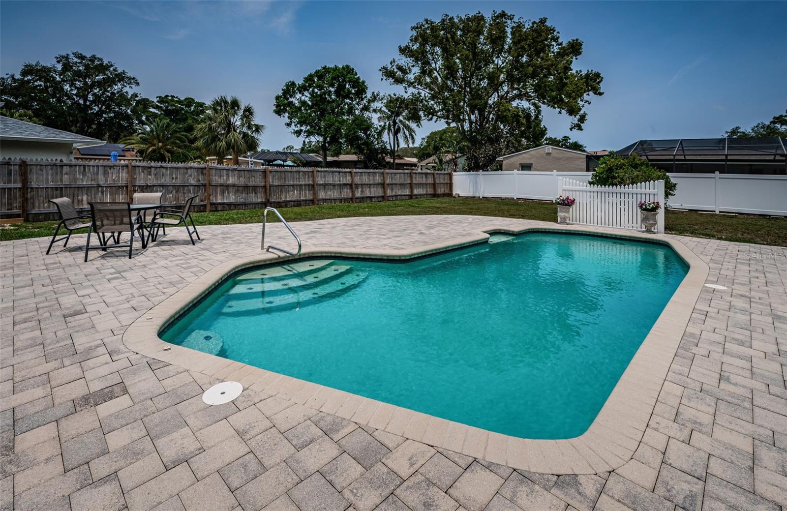 Image 57 of 82 For 1402 Oleander Drive