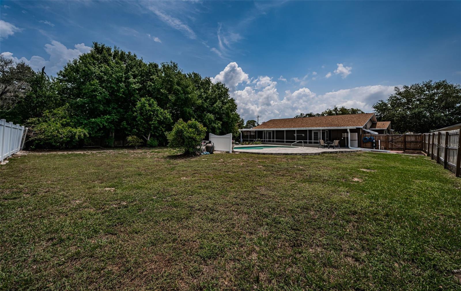 Image 63 of 82 For 1402 Oleander Drive