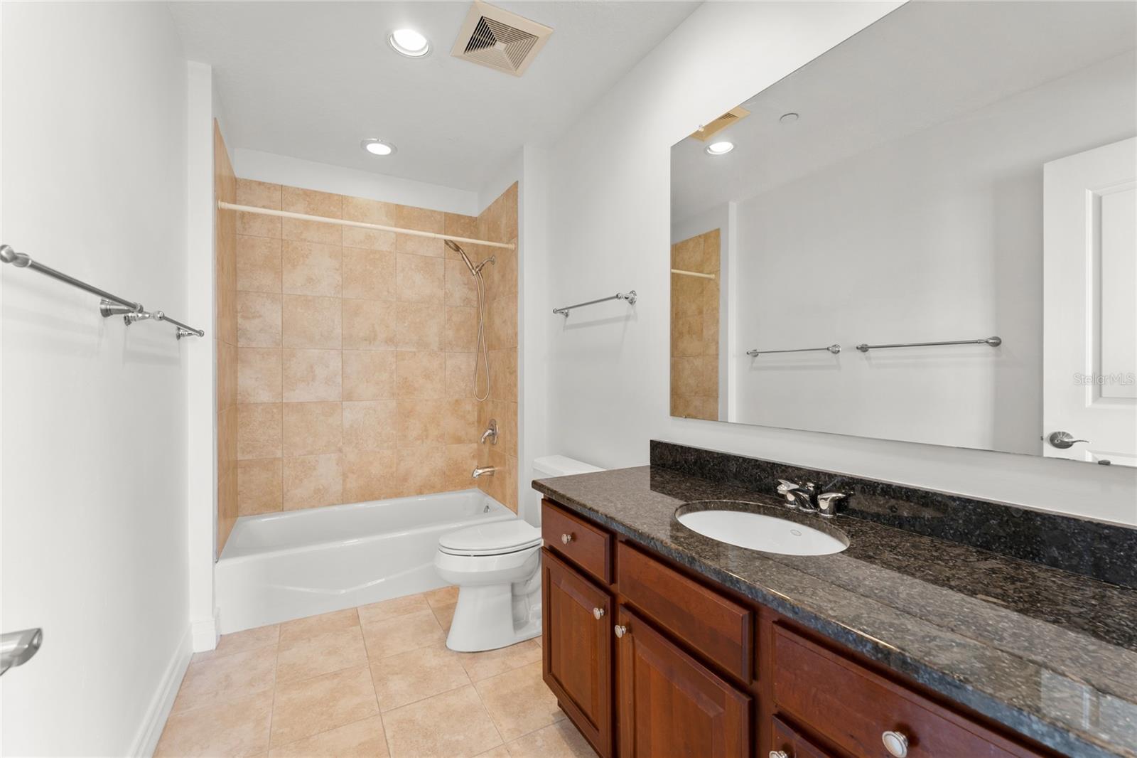 Image 19 of 36 For 1209 Cumberland Avenue 1201