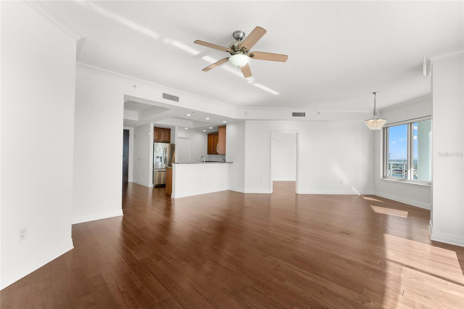 Image 6 of 36 For 1209 Cumberland Avenue 1201