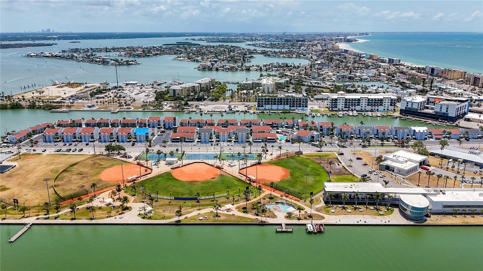Image 37 of 44 For 230 Medallion Boulevard G