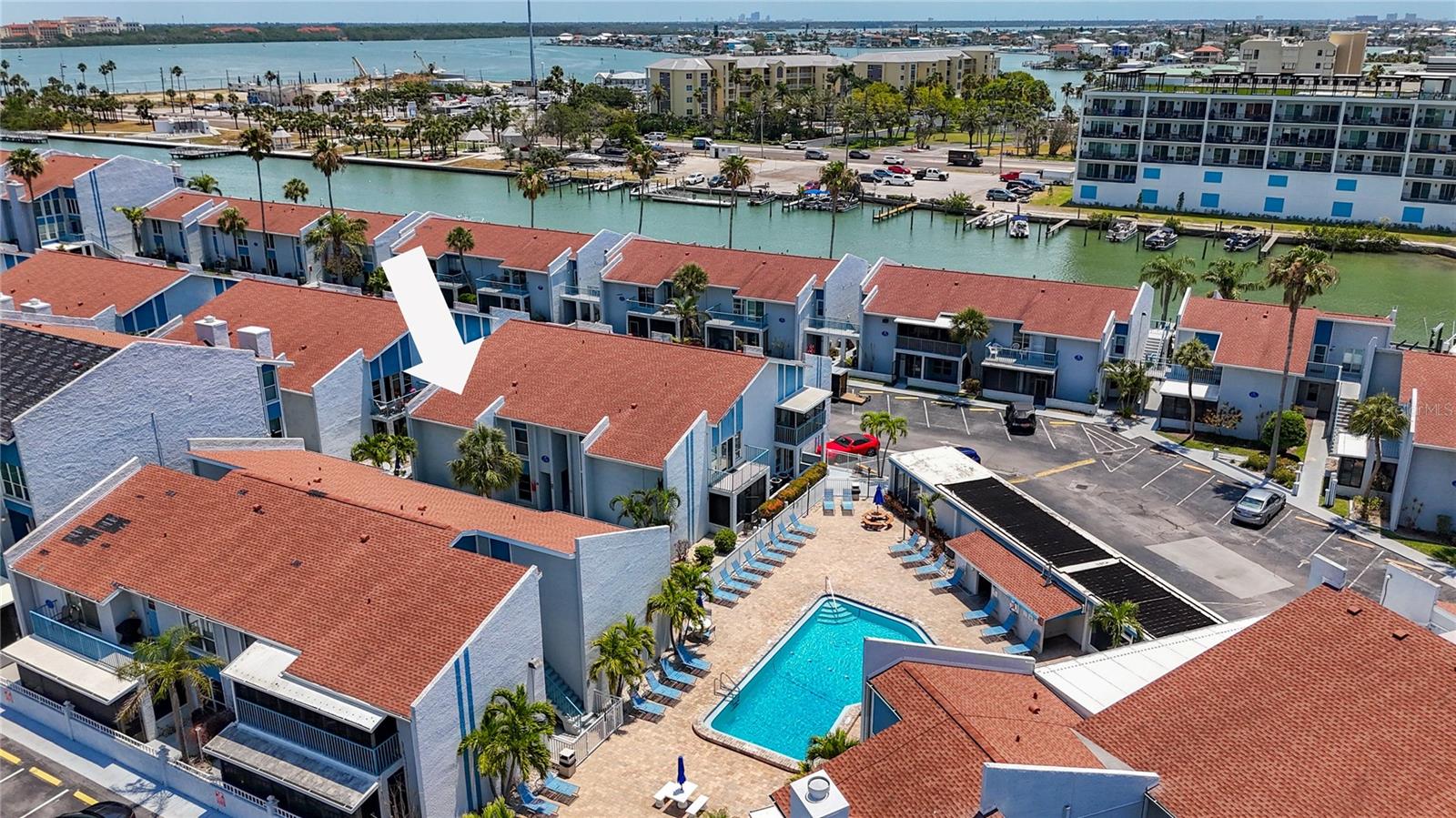Image 4 of 44 For 230 Medallion Boulevard G
