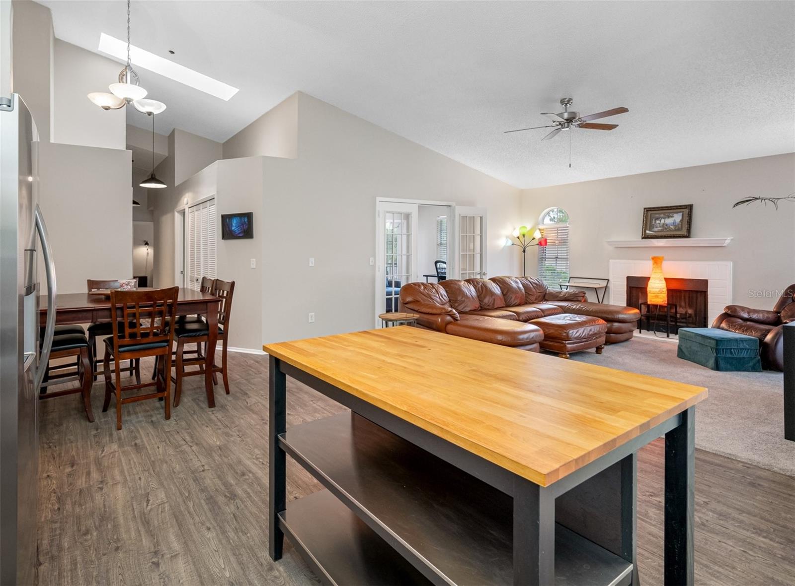Image 17 of 32 For 6001 Laketree Lane B