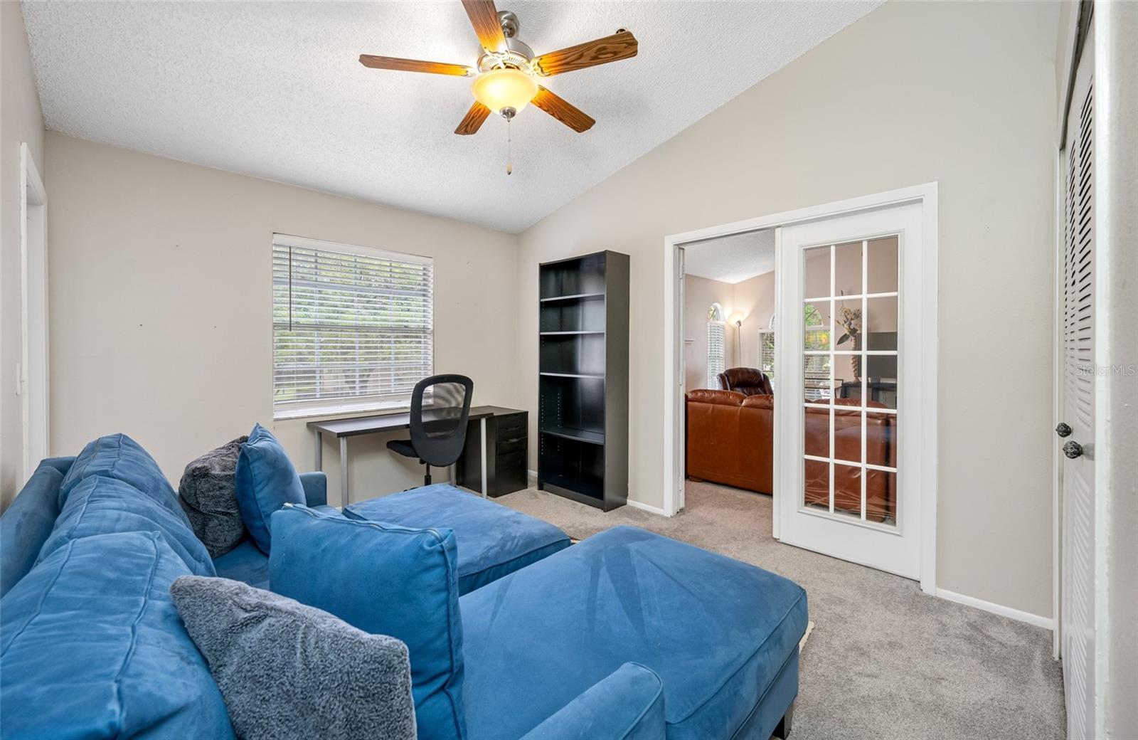 Image 19 of 32 For 6001 Laketree Lane B