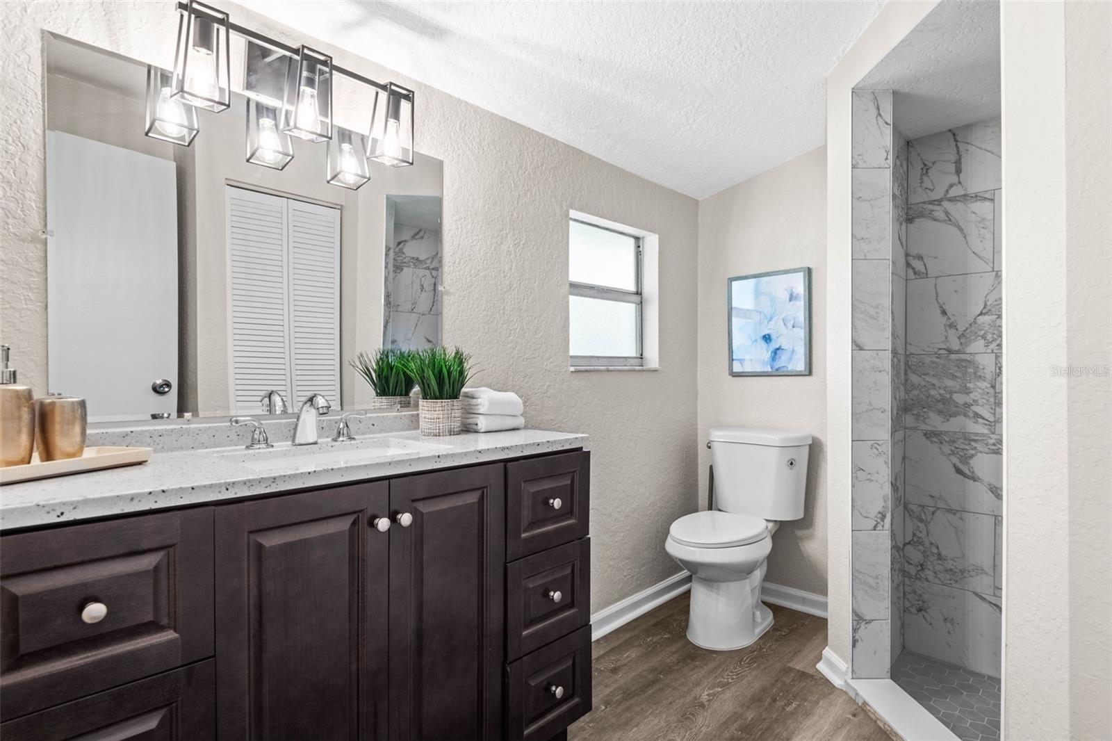 Image 19 of 30 For 132 Dartmouth Avenue W