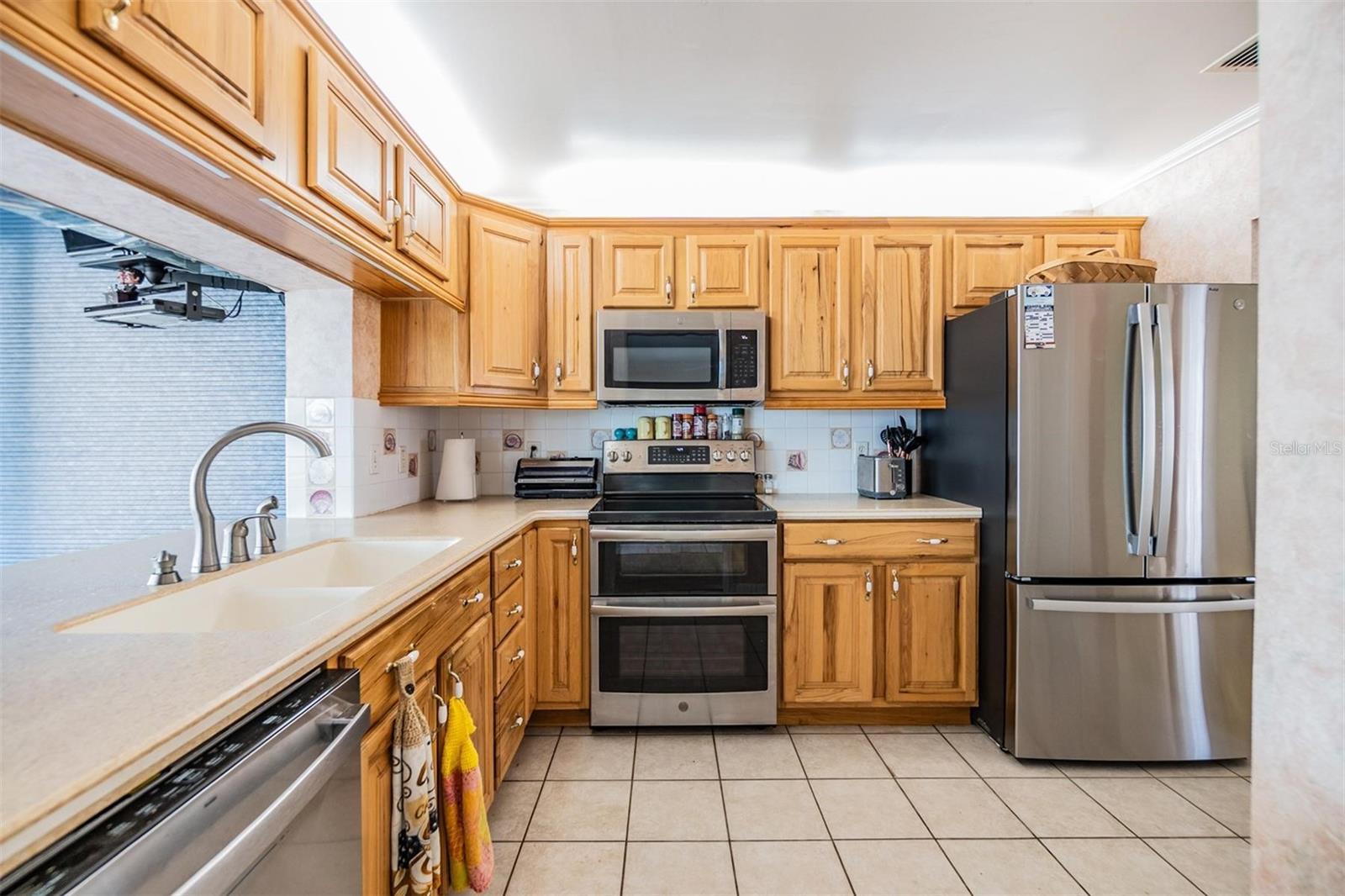 Listing photo id 14 for 1421 Sea Gull Drive S