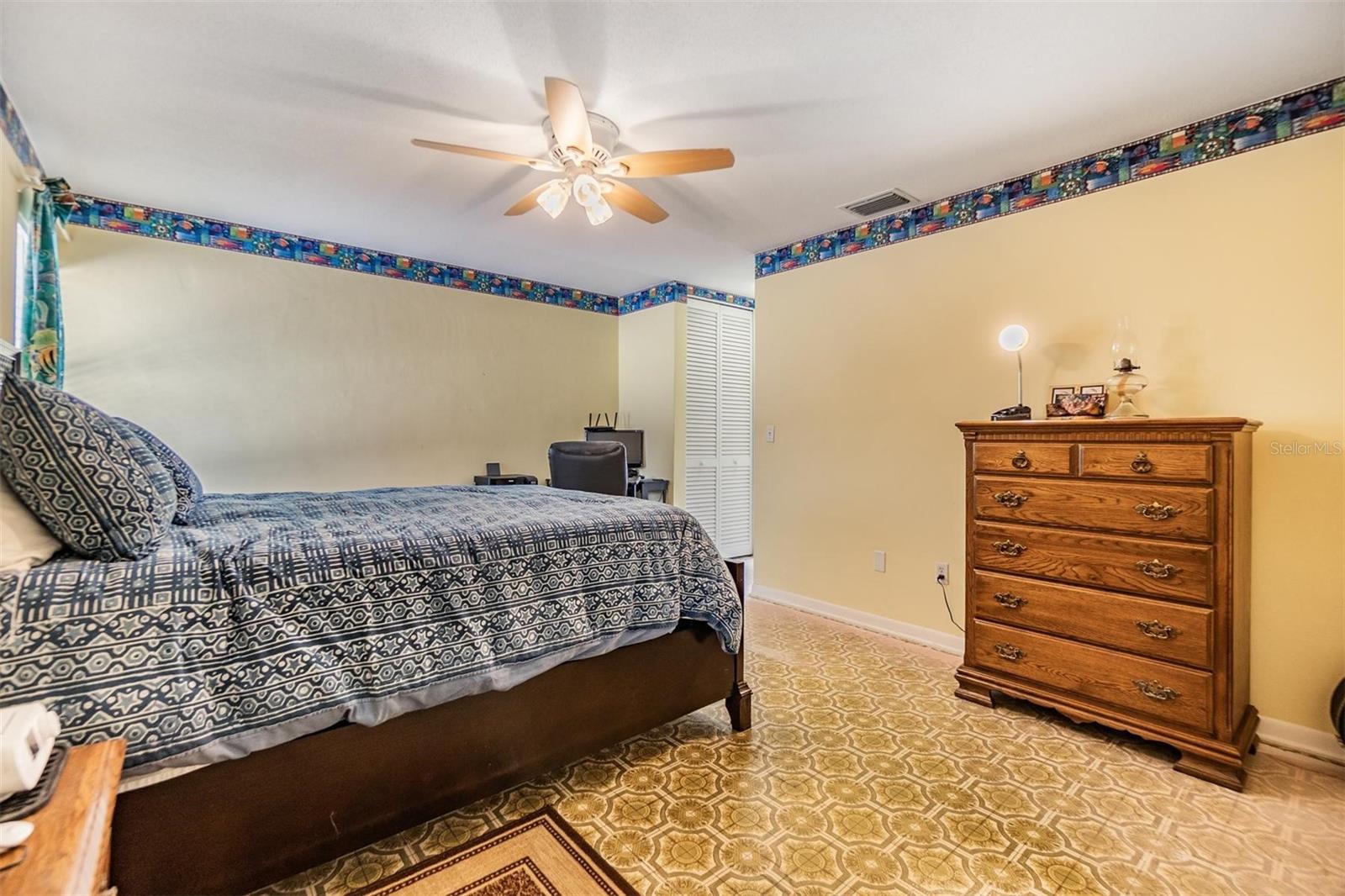 Listing photo id 20 for 1421 Sea Gull Drive S