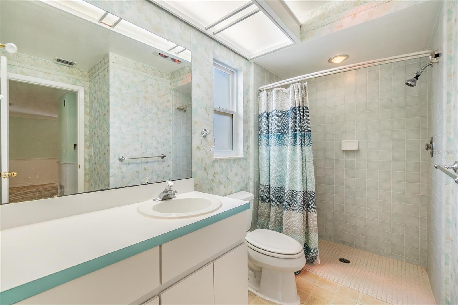 Listing photo id 24 for 1421 Sea Gull Drive S