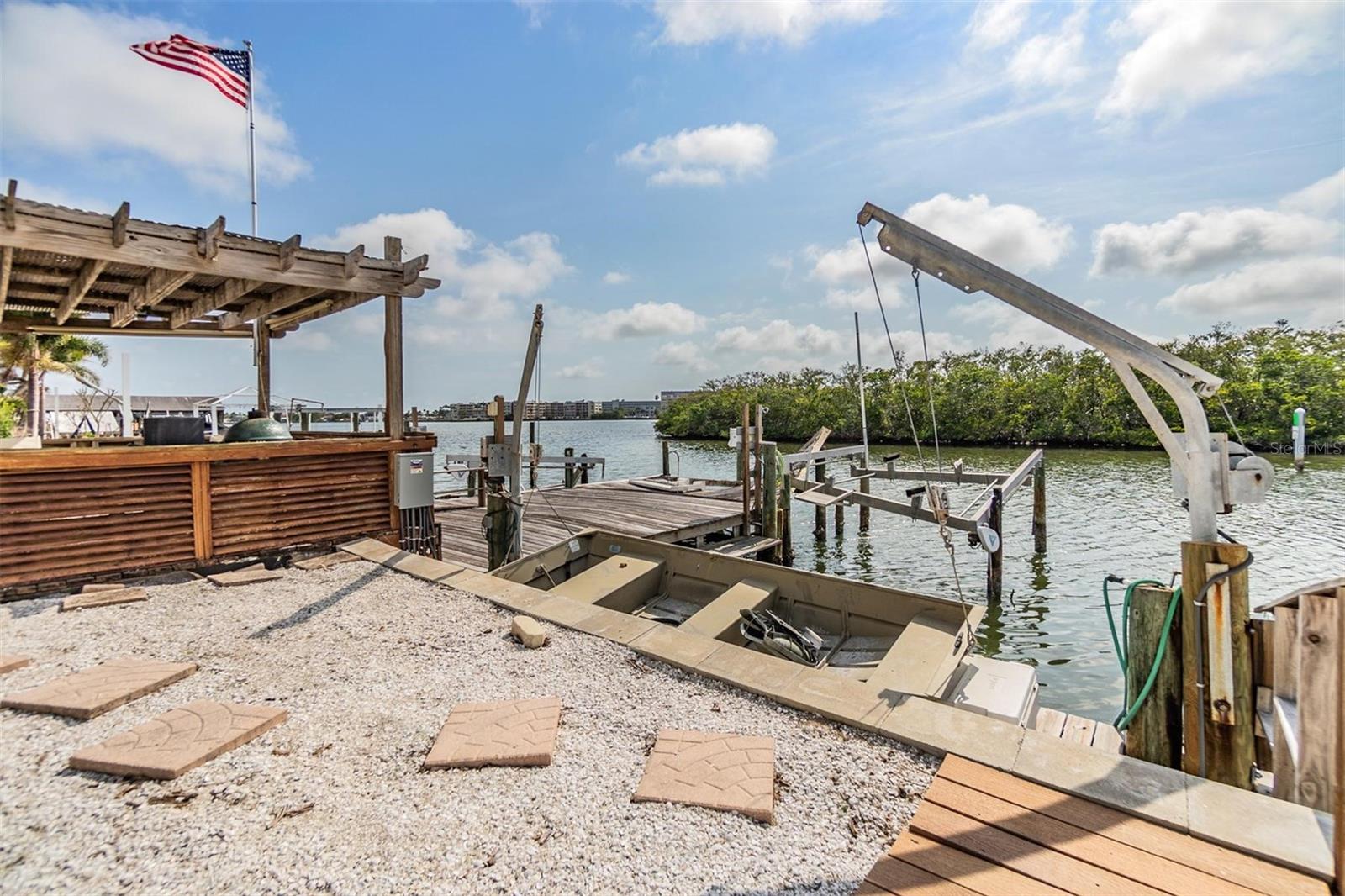 Listing photo id 36 for 1421 Sea Gull Drive S
