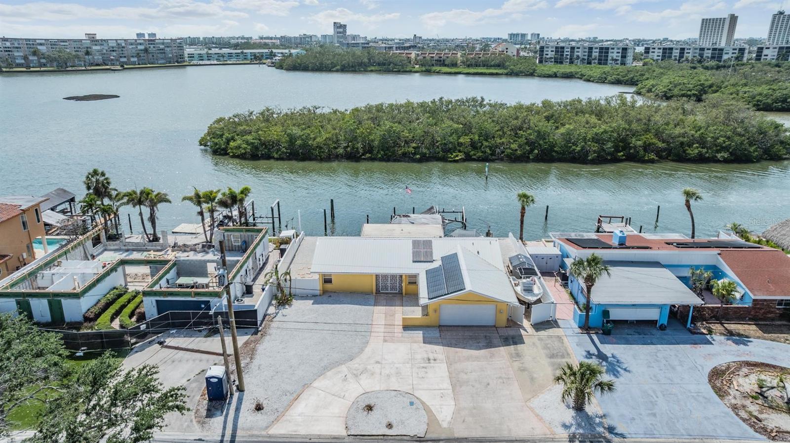 Listing photo id 3 for 1421 Sea Gull Drive S